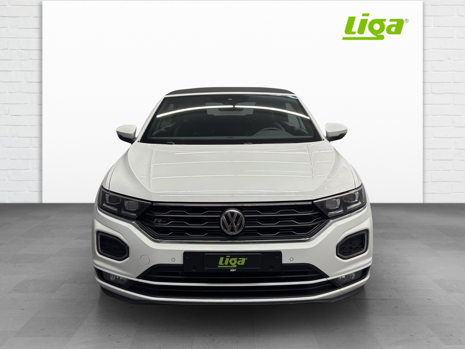 VW T-Roc Cabriolet 1.5 TSI R-Line DSG-showroom-element-1