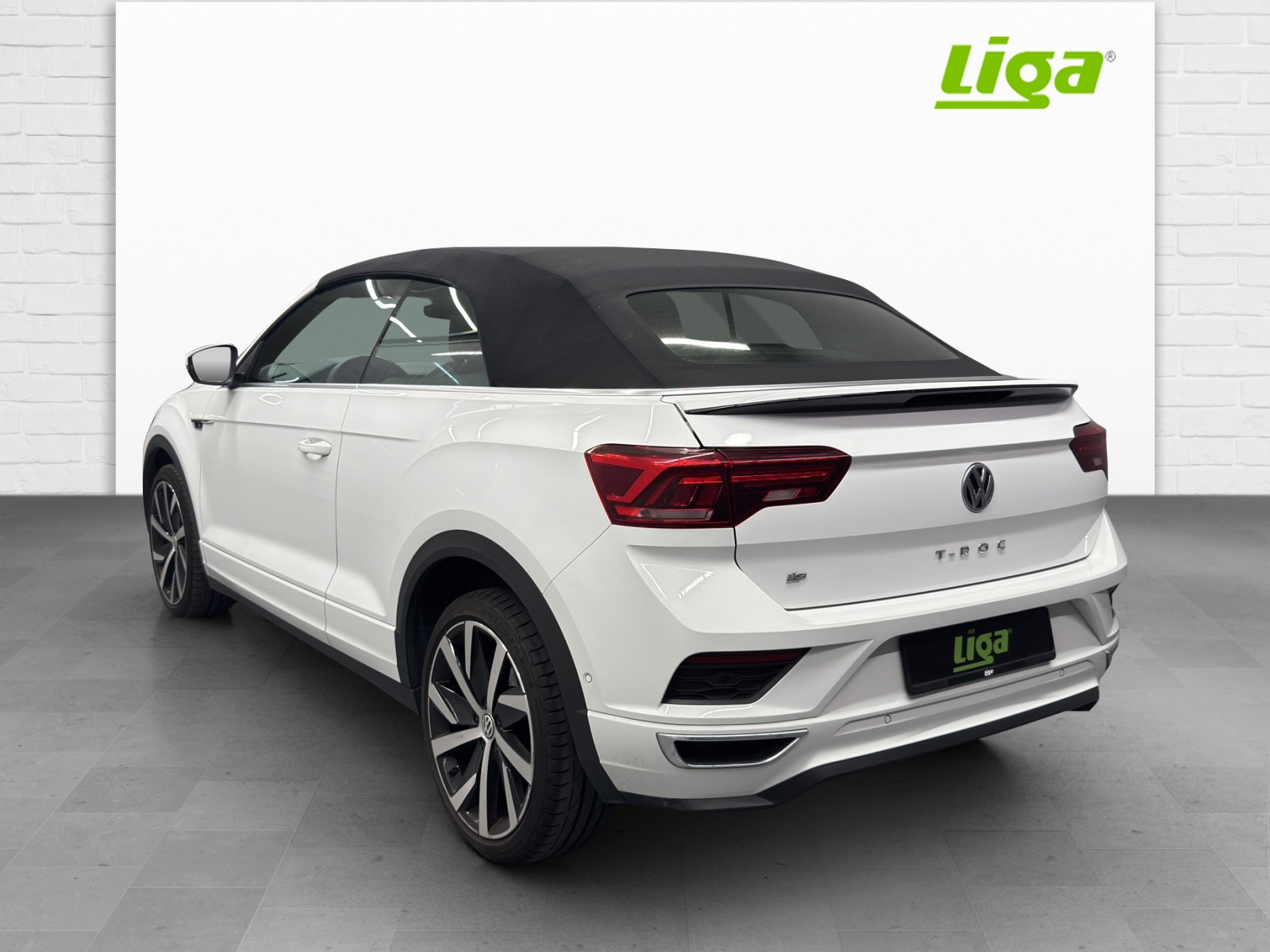 VW T-Roc Cabriolet 1.5 TSI R-Line DSG-showroom-element-3