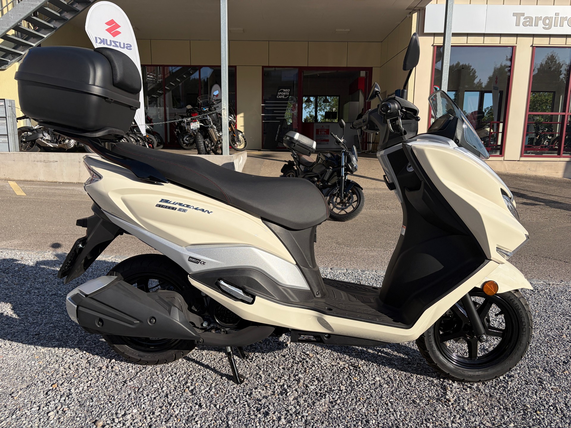 SUZUKI UB 125 BURGMANN STREET EX