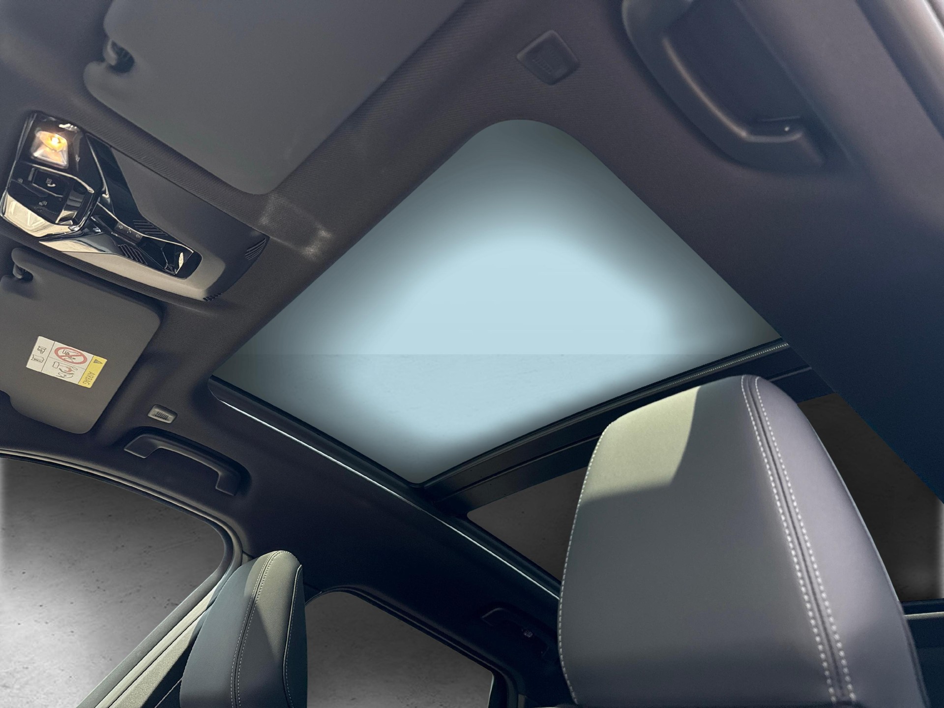 BMW X1 30e xDrive-image-22