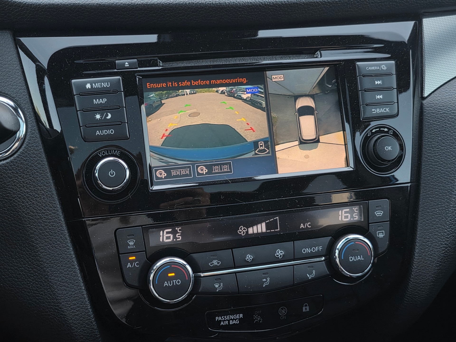 NISSAN Qashqai 1.3 DIG-T MHEV Visia * Vollausstattung * Anhängerkupplung * Panoramadach *-image-16
