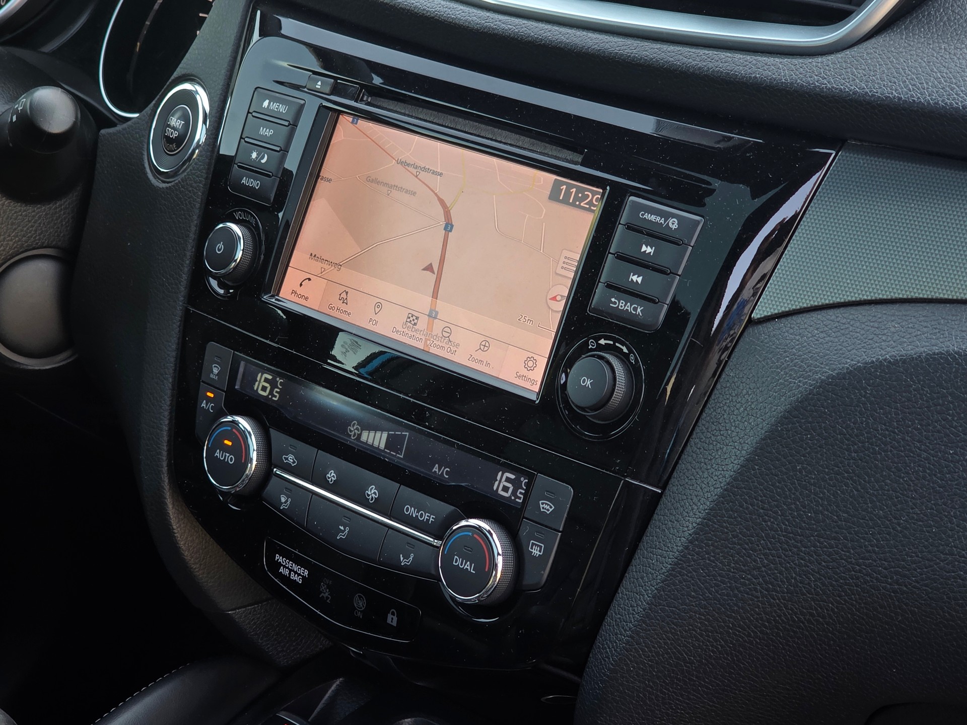 NISSAN Qashqai 1.3 DIG-T MHEV Visia * Vollausstattung * Anhängerkupplung * Panoramadach *-image-22