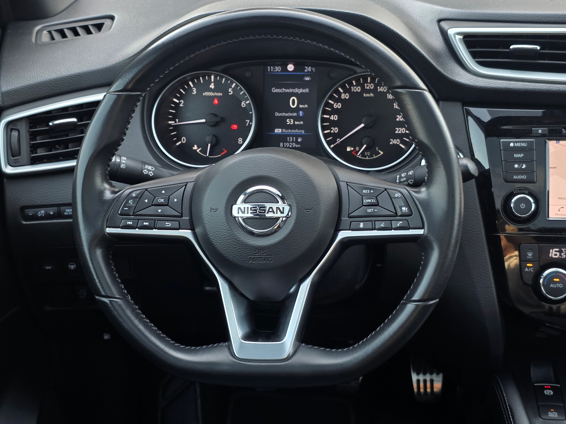 NISSAN Qashqai 1.3 DIG-T MHEV Visia * Vollausstattung * Anhängerkupplung * Panoramadach *-image-13