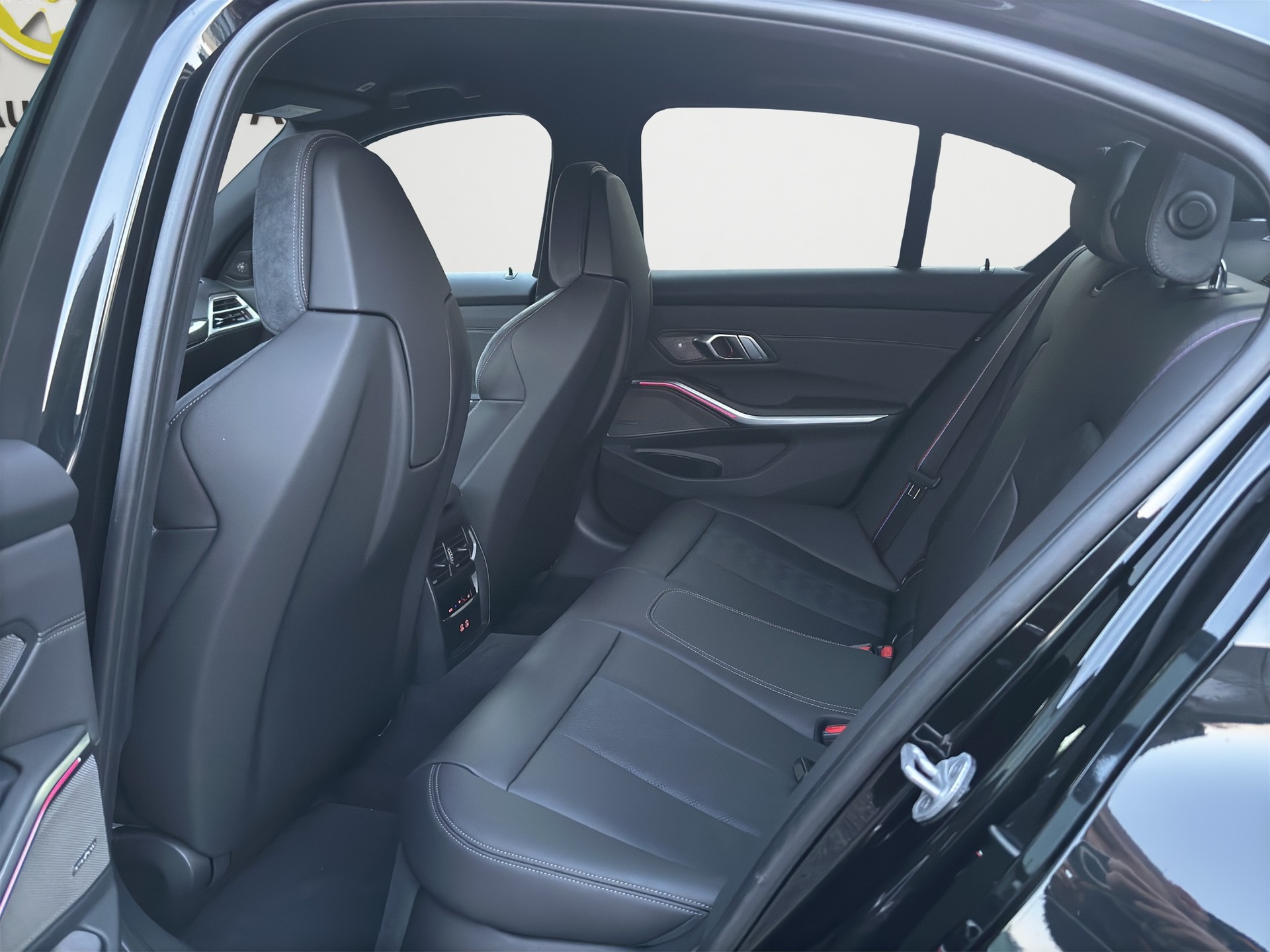 BMW M3 Competition M xDrive FACELIFT 4x4-image-13