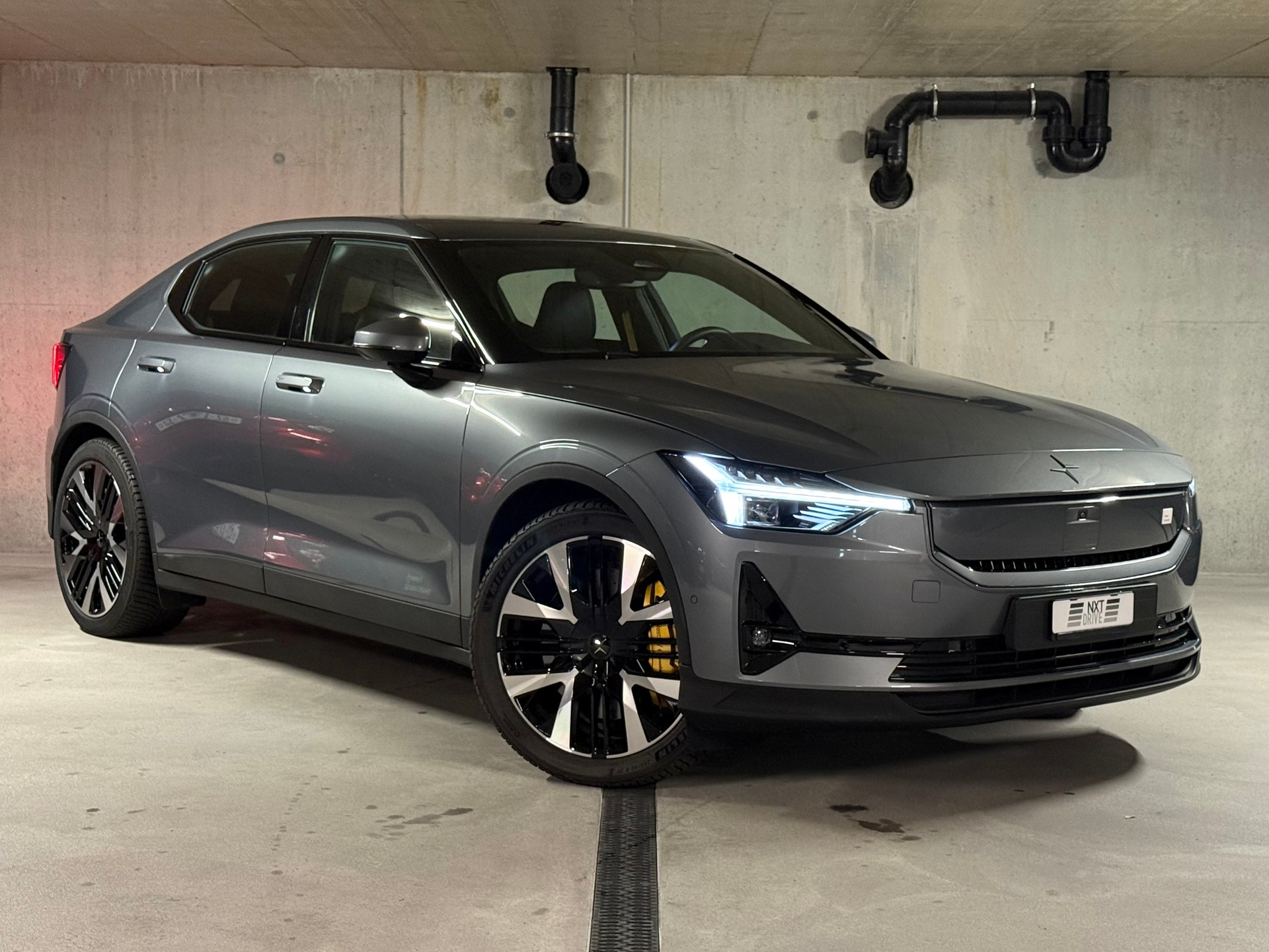 POLESTAR Polestar 2 Long Range Dual Performance 82 kWh MY25