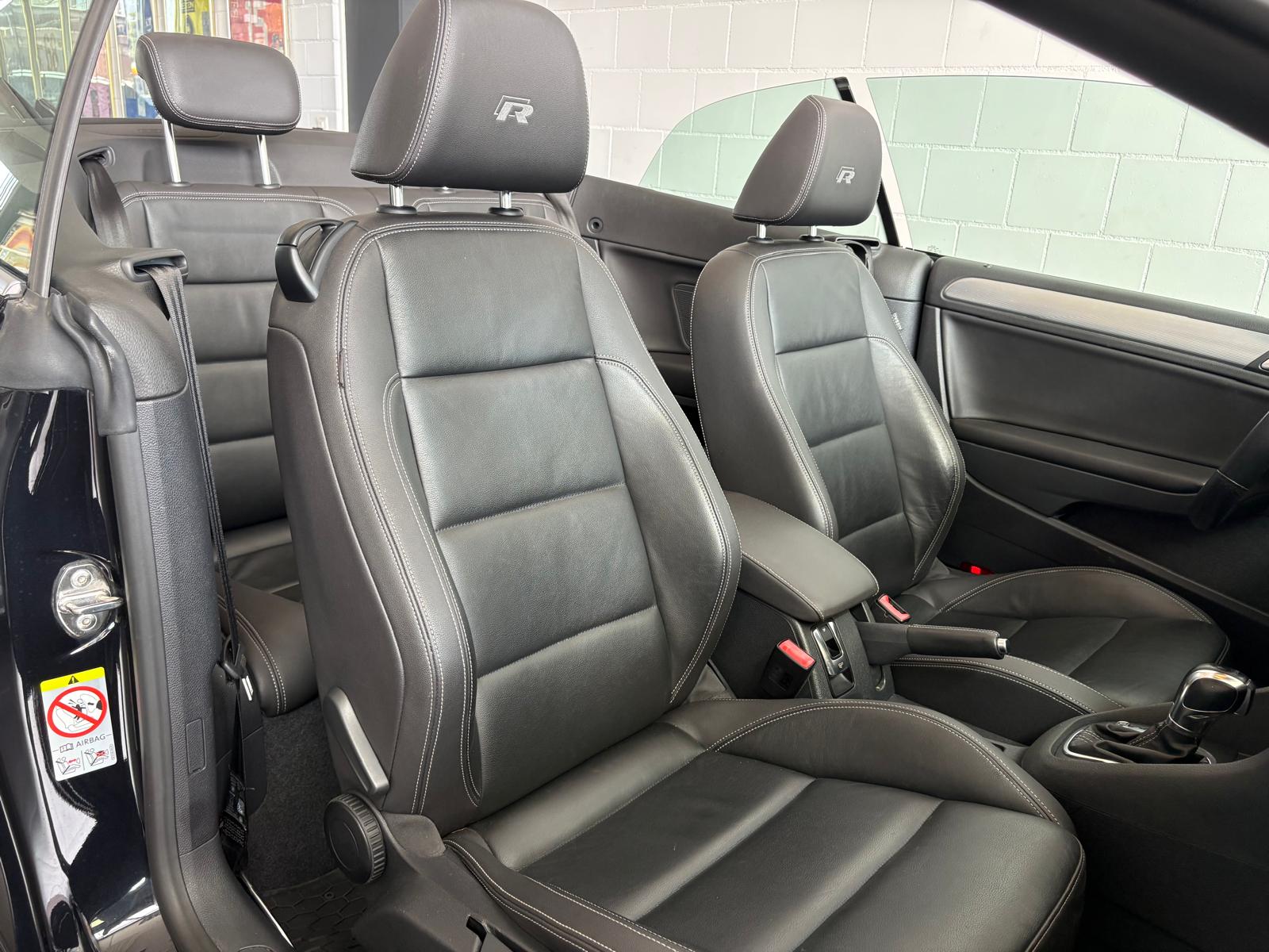 VW Golf VI Cabriolet 2.0 TSI R DSG-image-23
