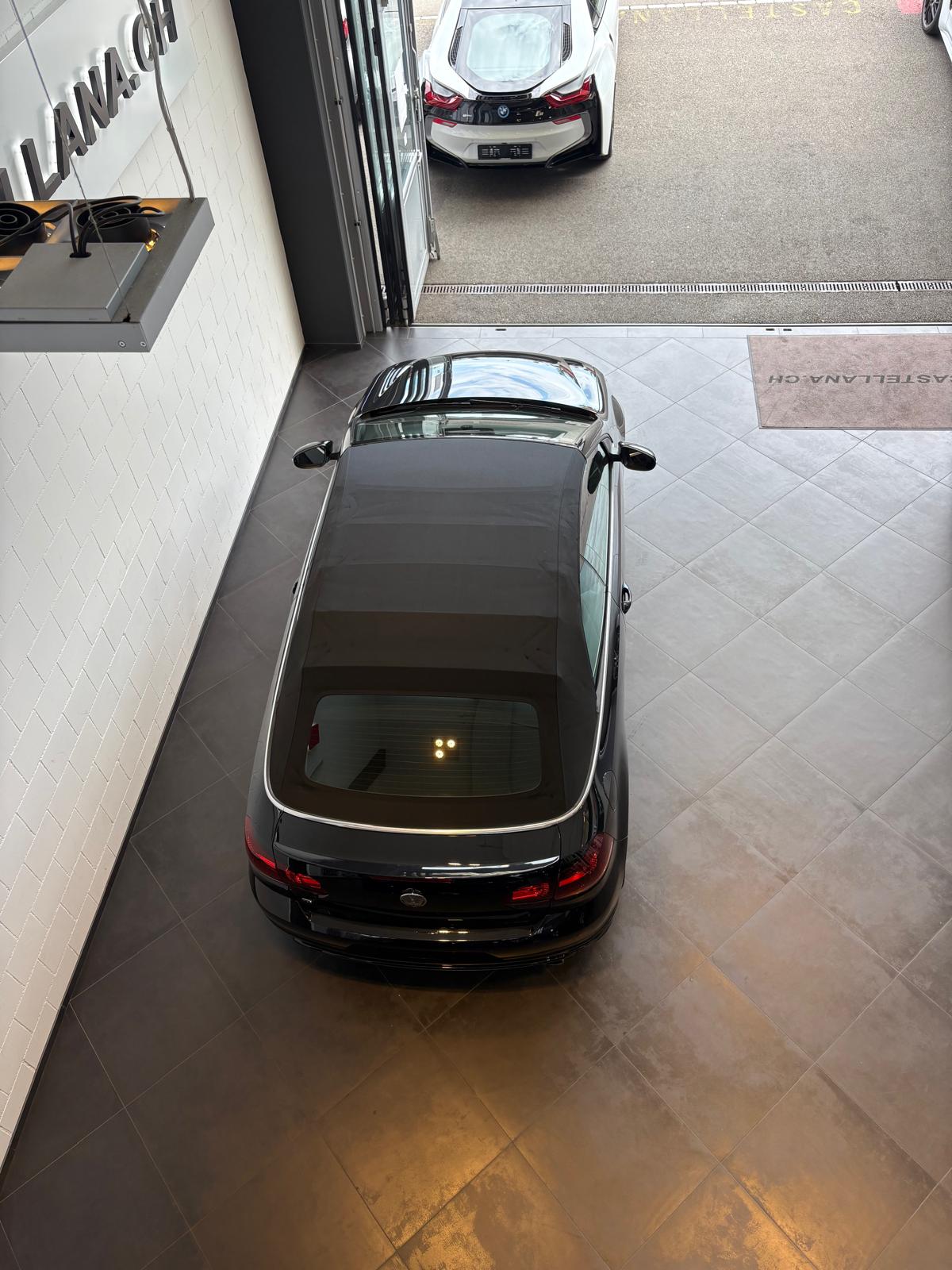 VW Golf VI Cabriolet 2.0 TSI R DSG-image-16