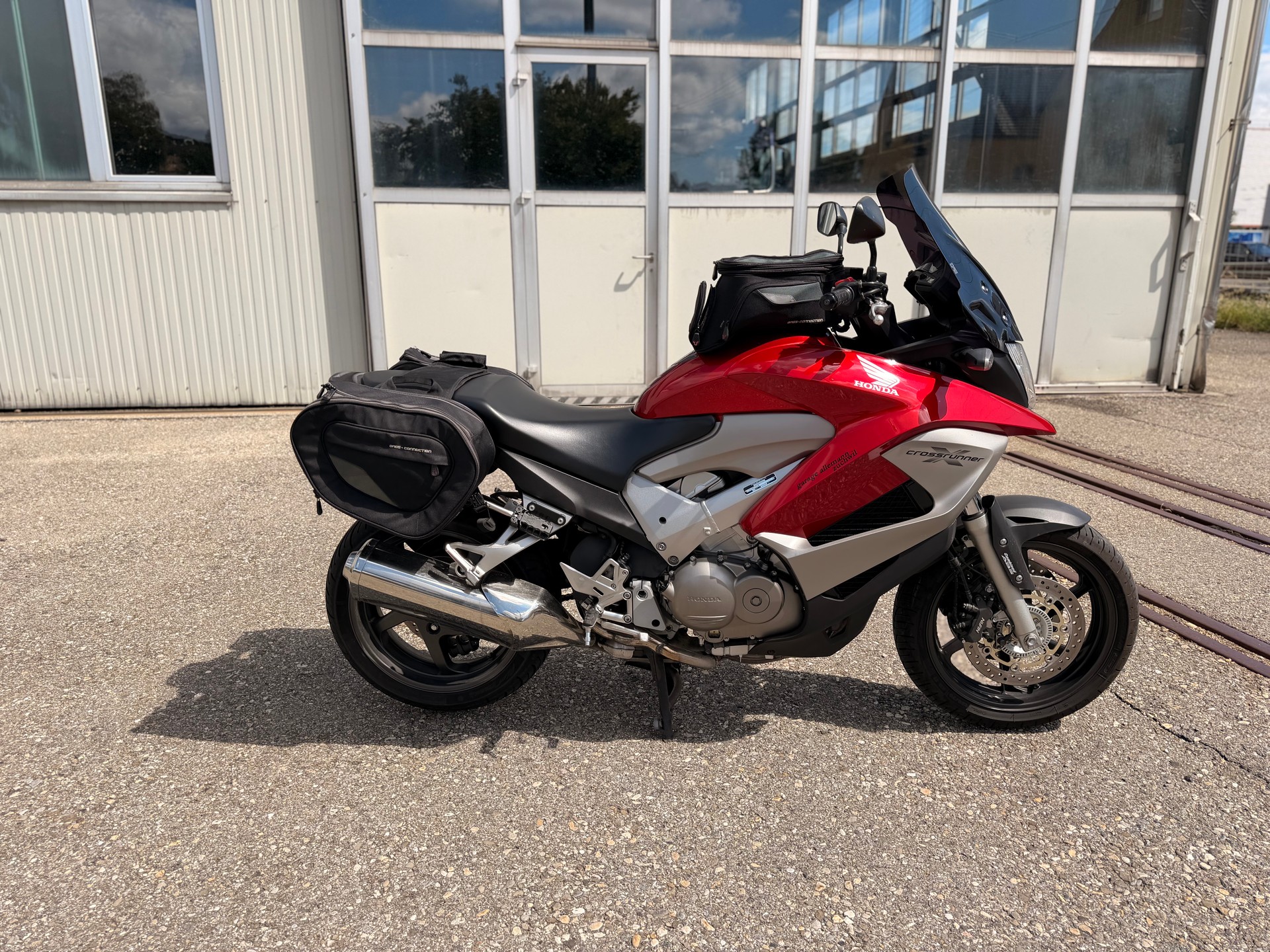 HONDA VFR 800 XA Crossrunner-image-0