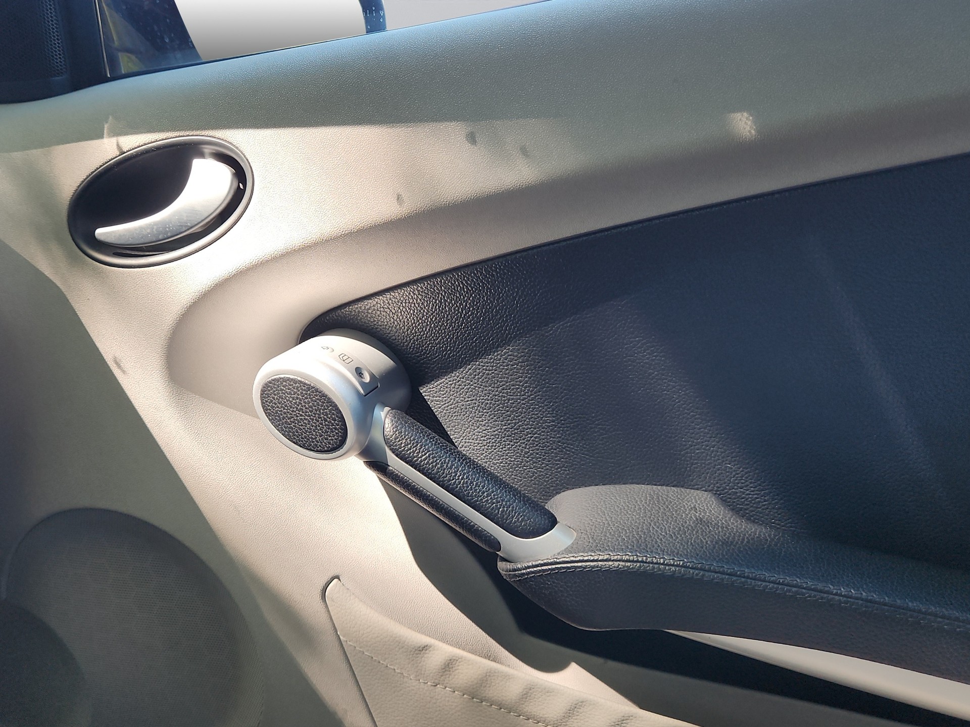 MERCEDES-BENZ SLK 350-image-14