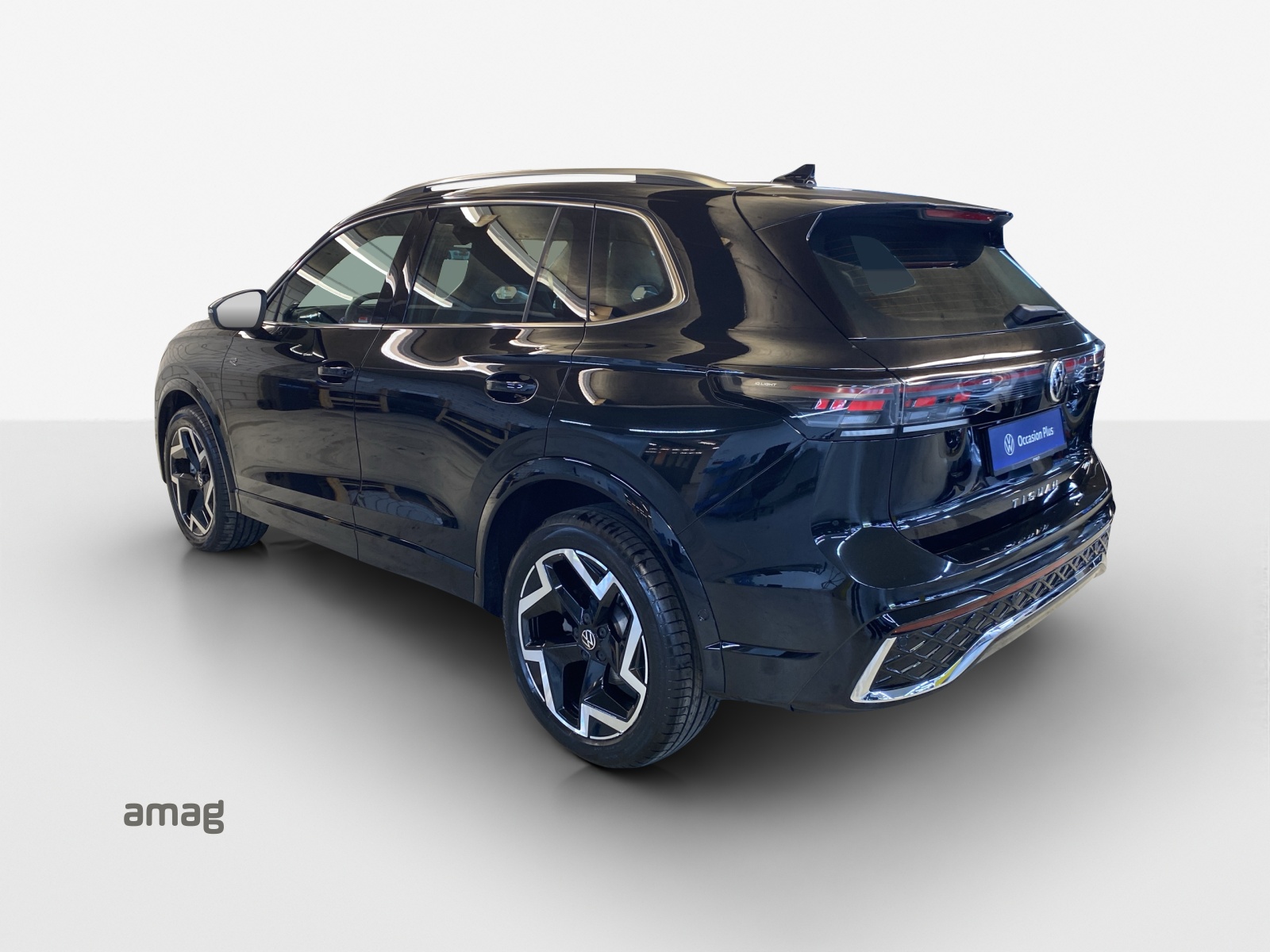 VW Tiguan 2.0 TSI DSG R-Line 4Motion-showroom-element-2