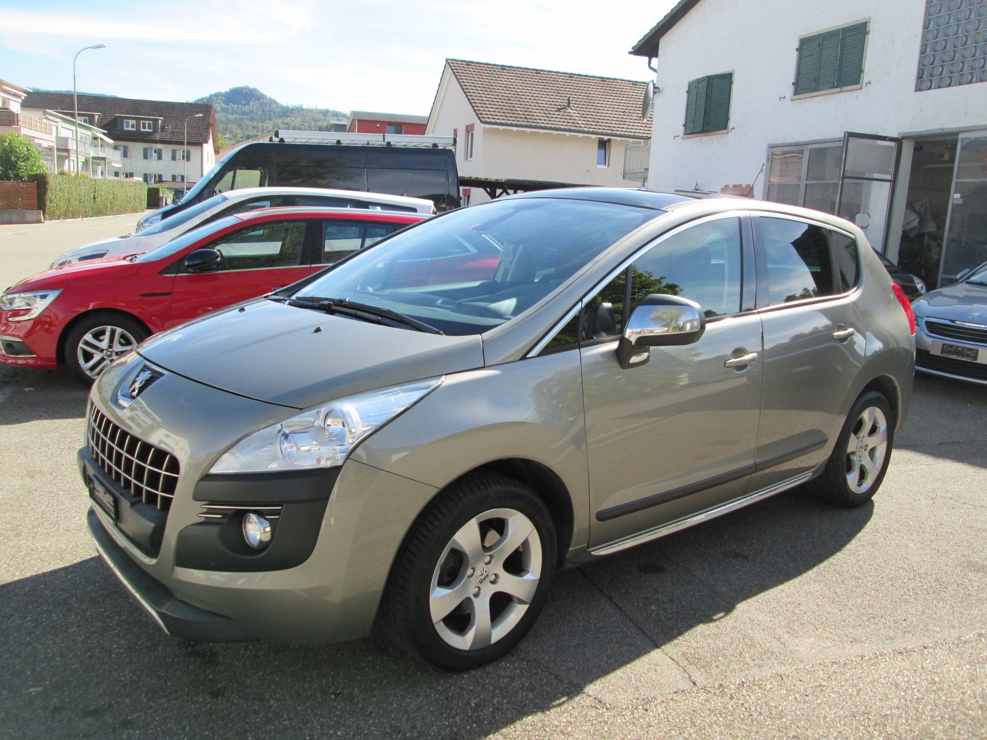 PEUGEOT 3008 1.6 16V T Allure Tiptronic