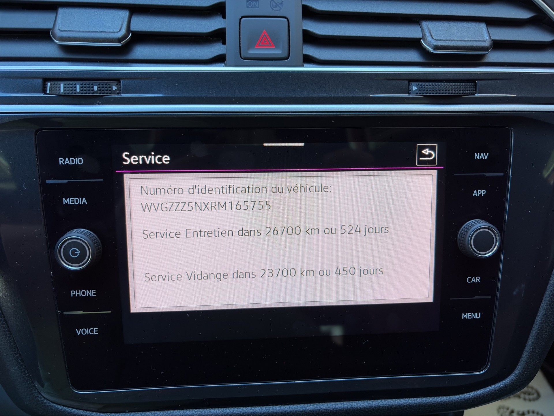 VW Tiguan Allspace 2.0 TDI SCR R-Line 4Motion DSG-image-24