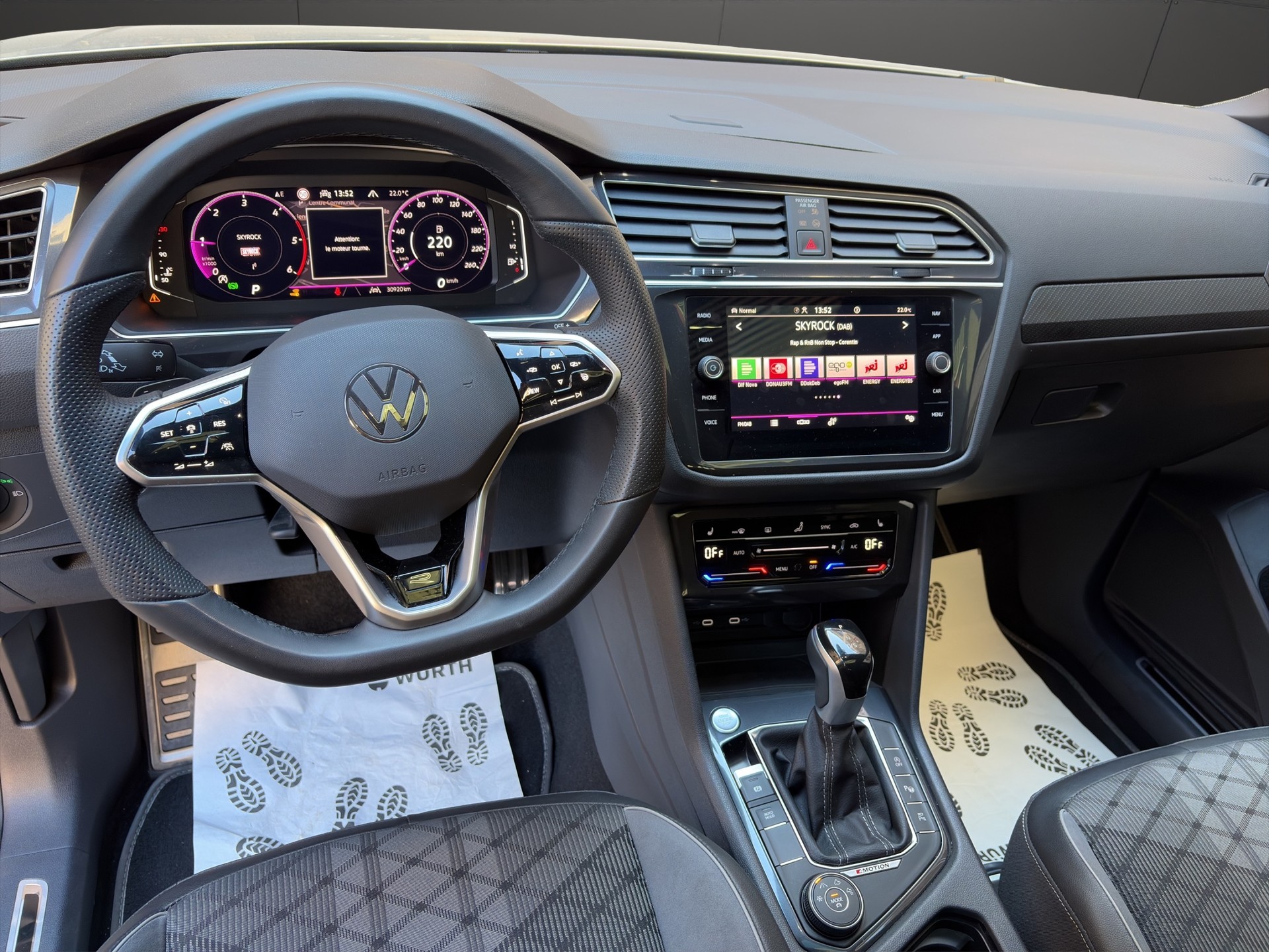 VW Tiguan Allspace 2.0 TDI SCR R-Line 4Motion DSG-image-19