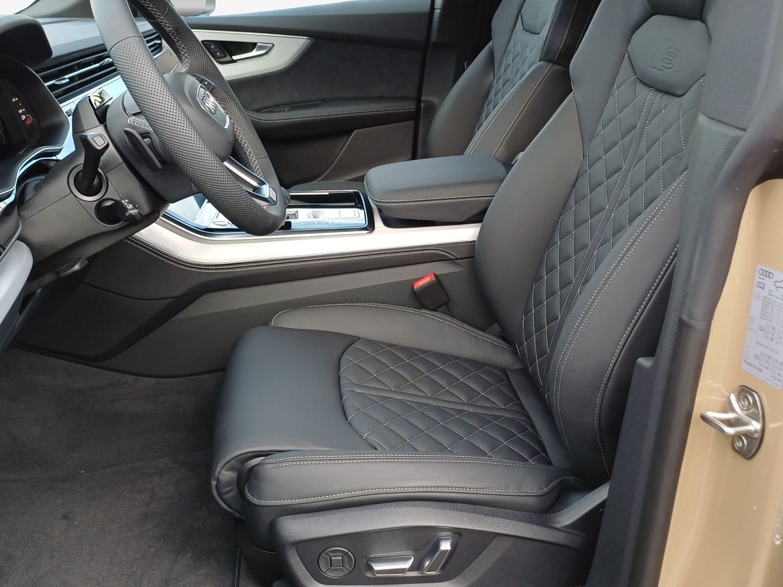 AUDI Q8 SUV TDI quattro 210 kW tiptronic-image-7