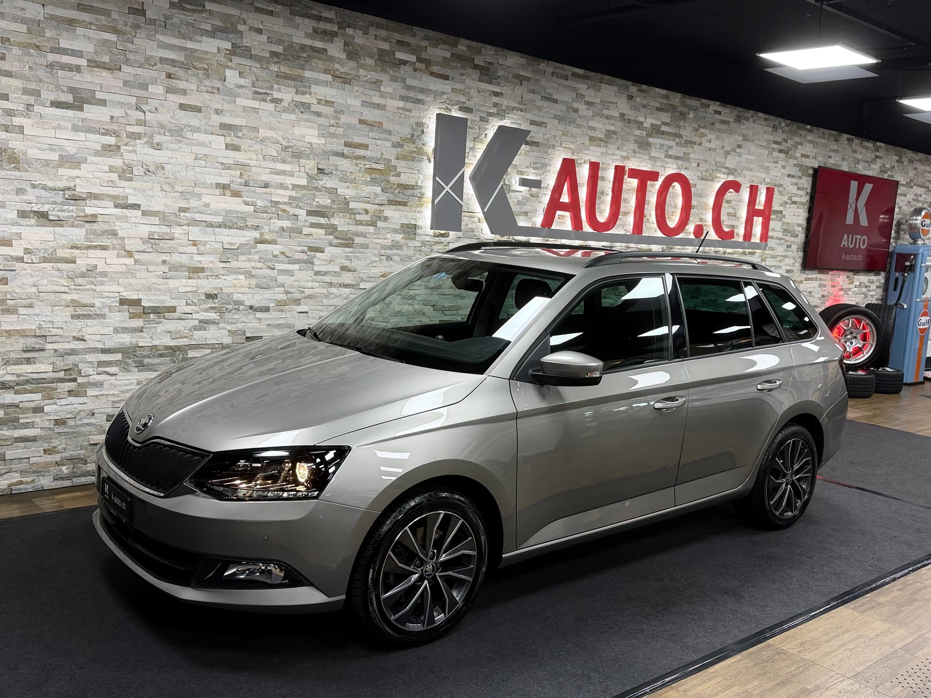 SKODA Fabia 1.2 TSI Ambition DSG