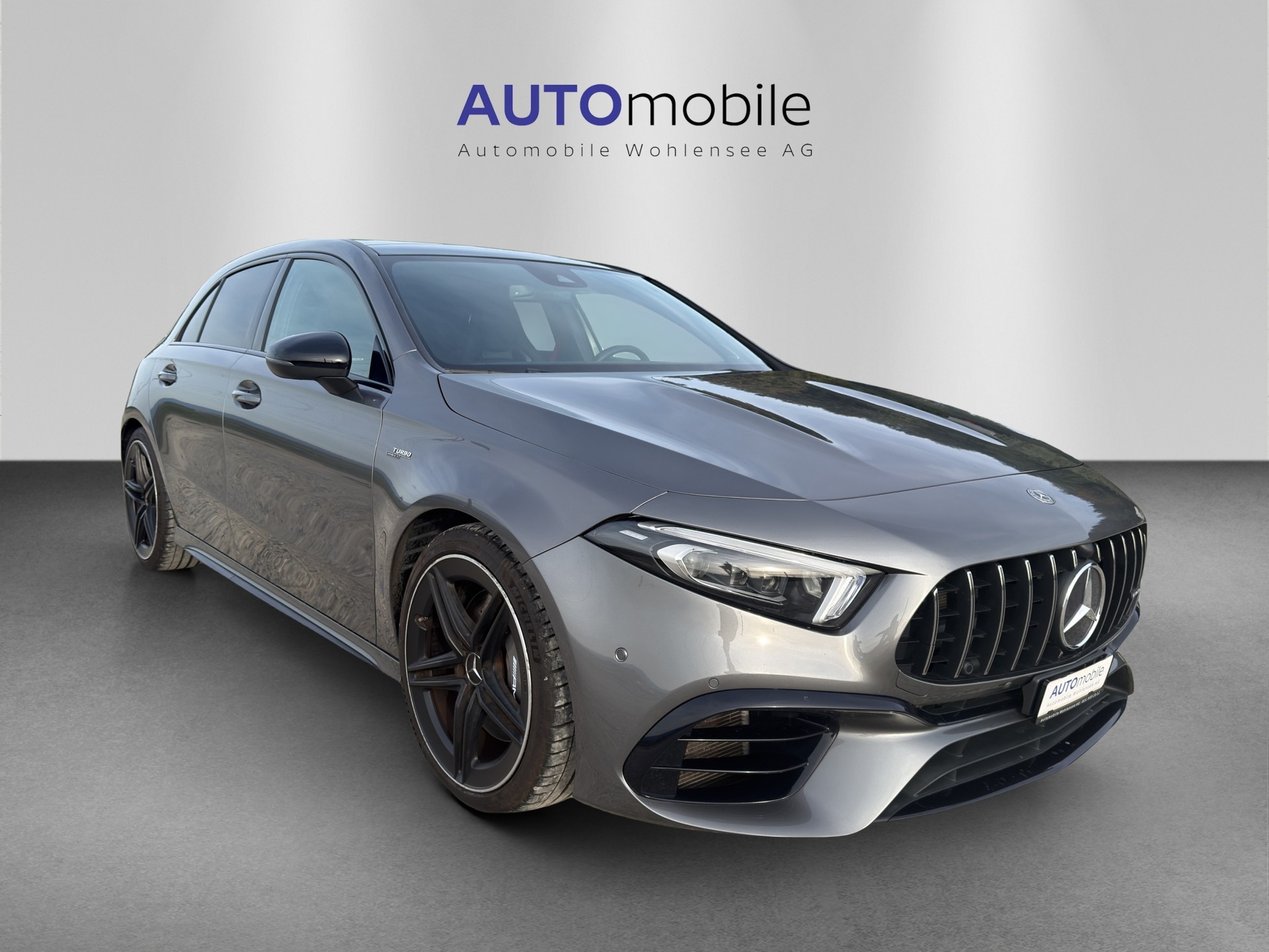 MERCEDES-BENZ A 45 AMG 4Matic+ Speedshift-showroom-element-3