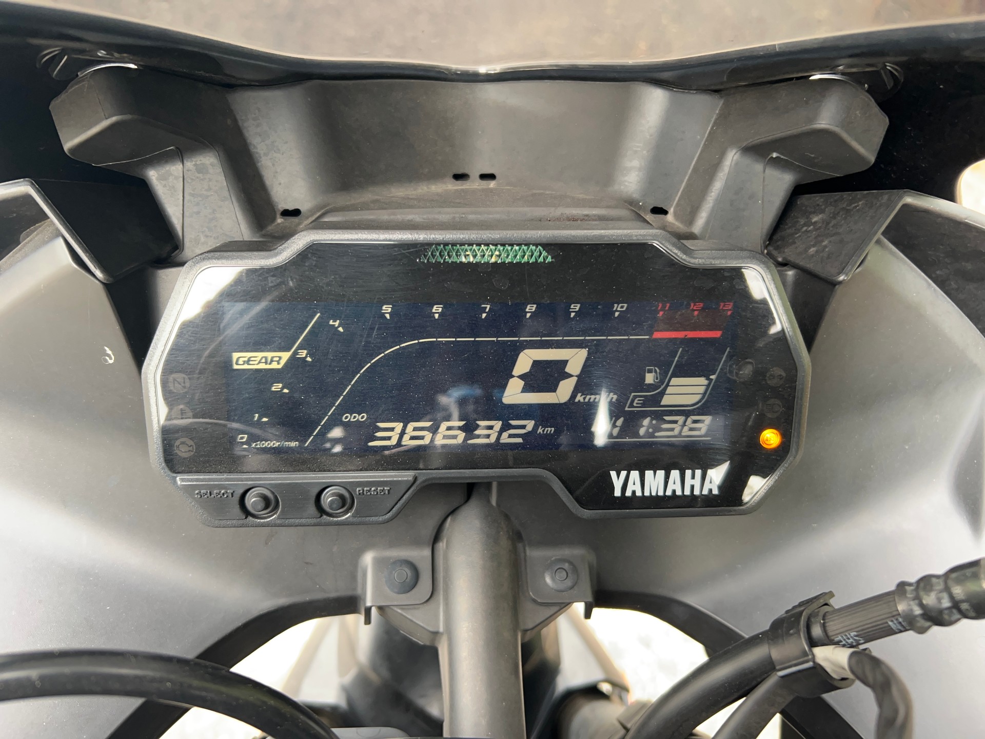 YAMAHA YZF-R 125 ABS-image-5