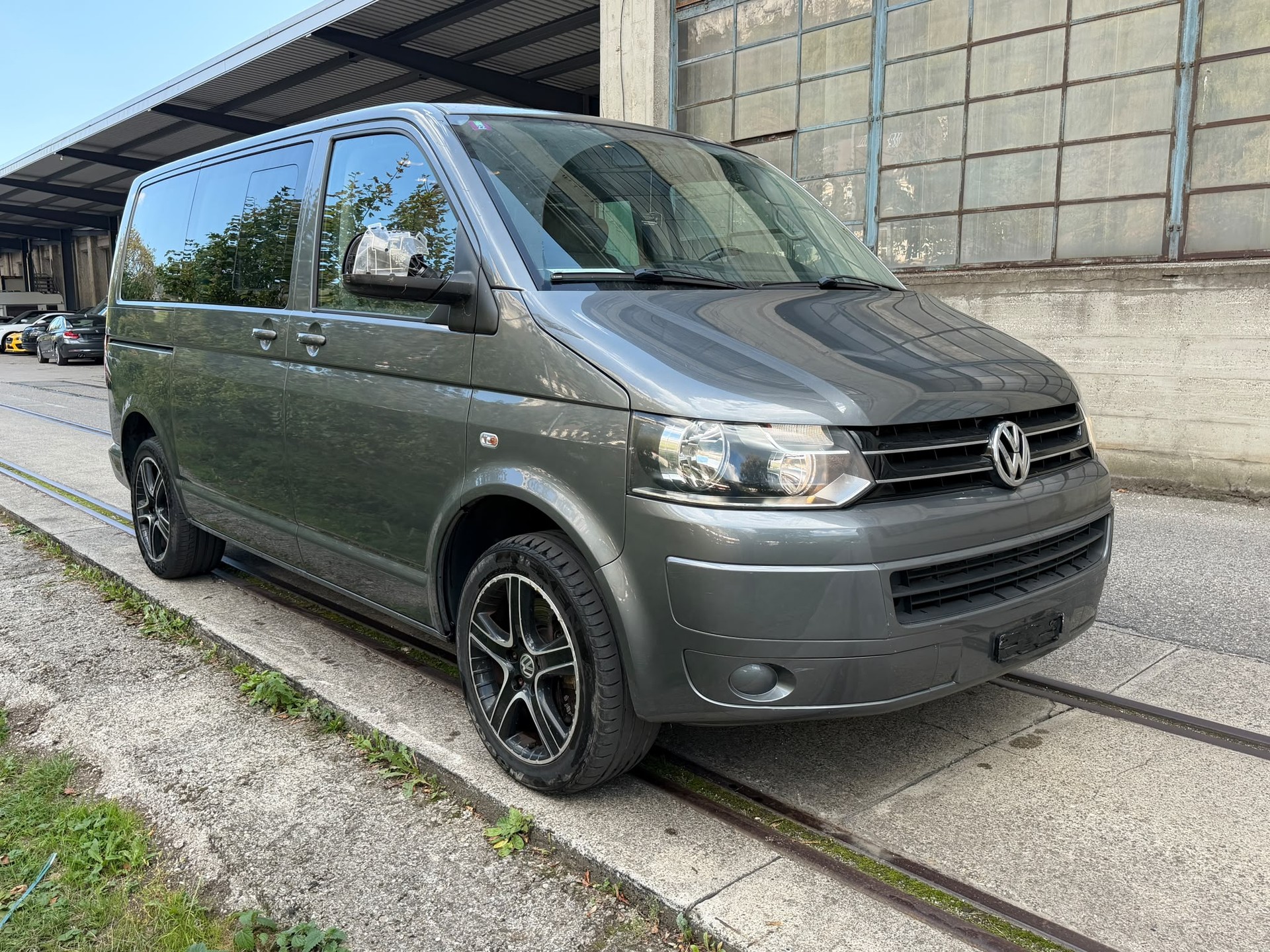 VW T5 Multivan 2.0 Bi-TDI CR Highline 4Motion DSG-showroom-element-3