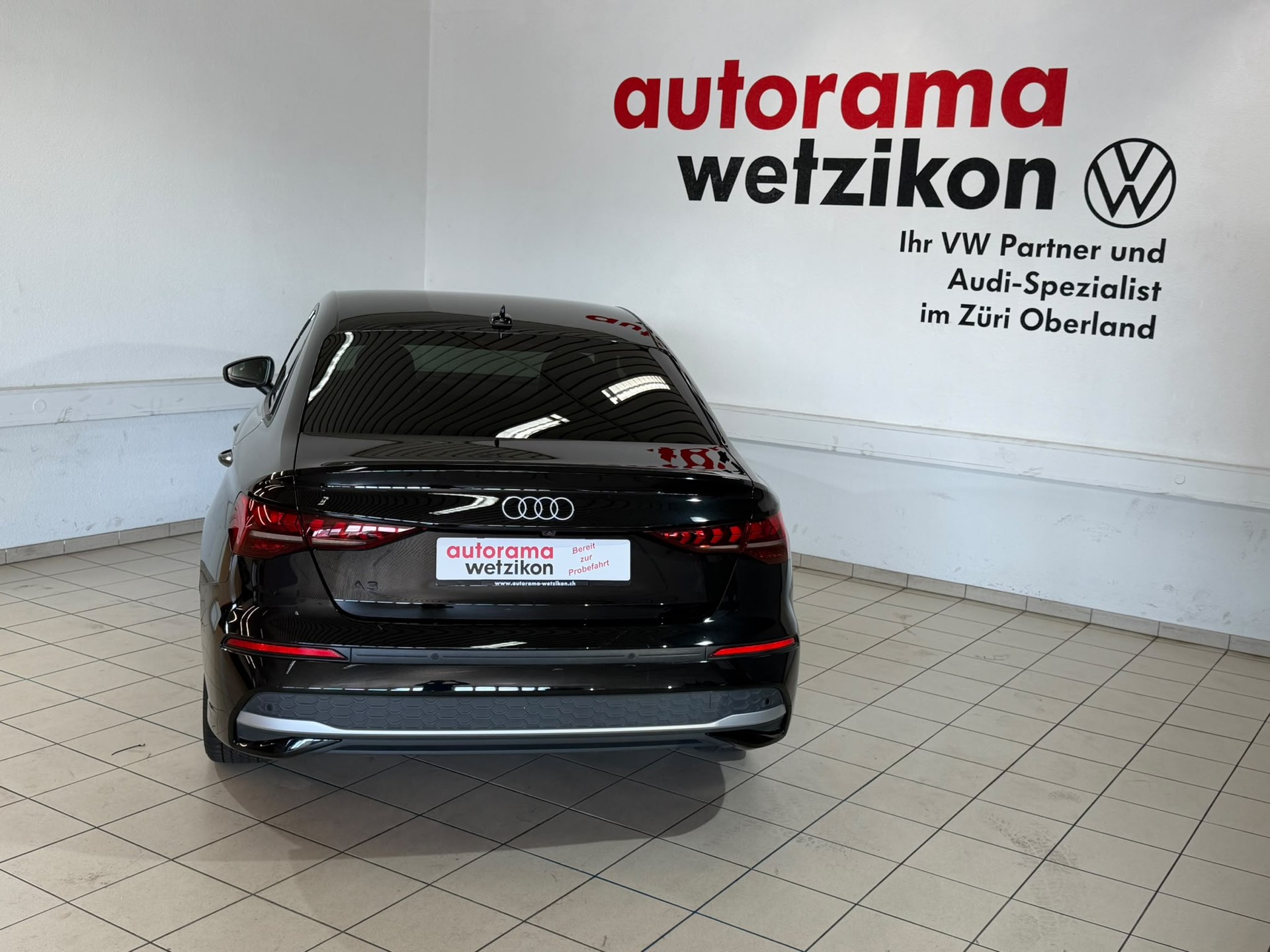 AUDI A3 Limousine TFSI 110 kW advanced S tronic-showroom-element-3
