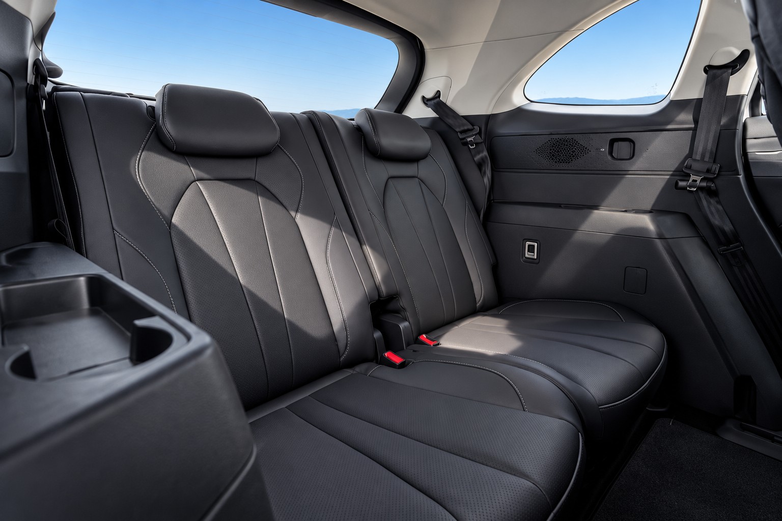 MG S9 1.5 TGDI PHEV Premium-showroom-element-3