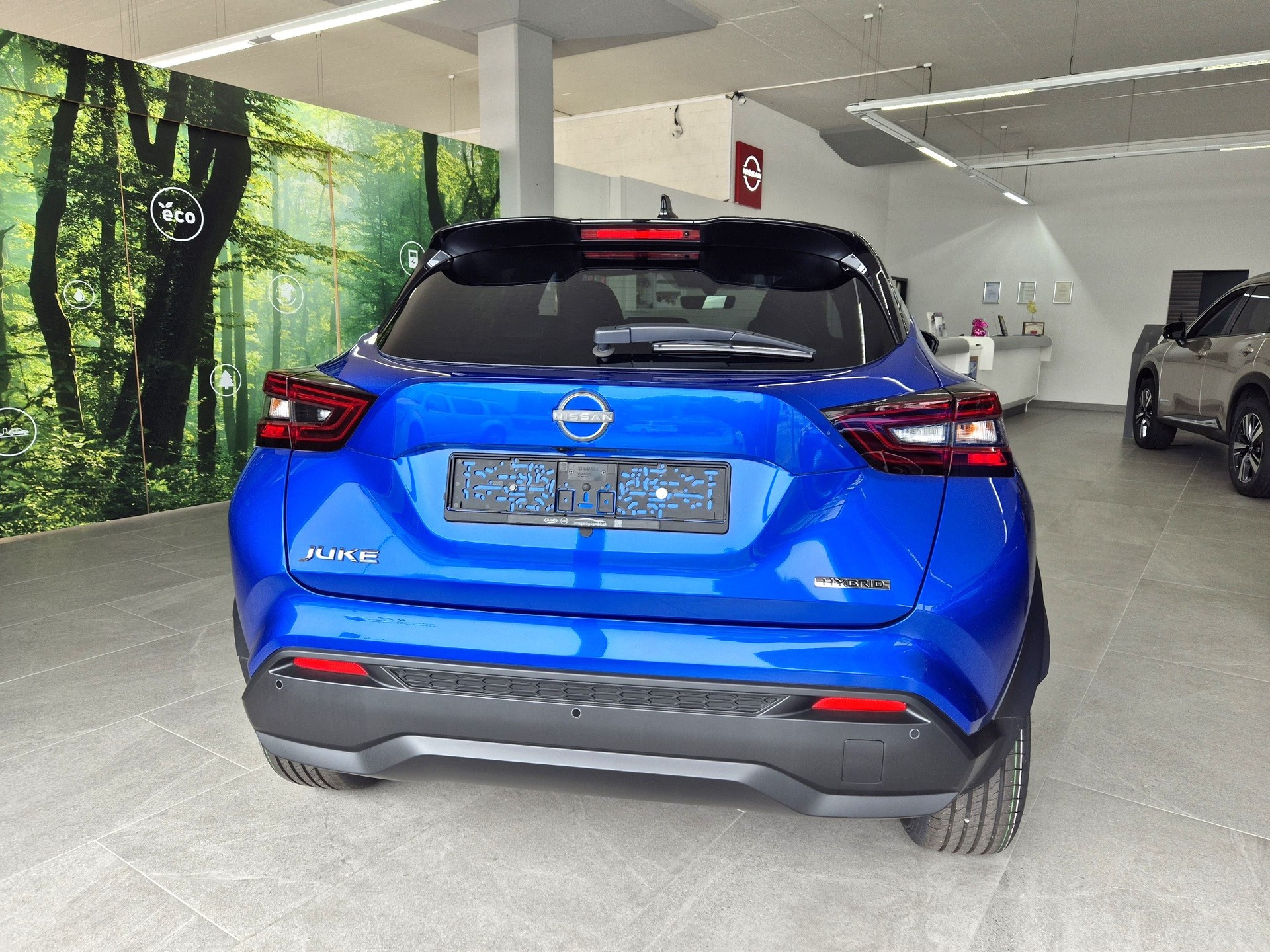 NISSAN Juke 1.6 FHEV N-Connecta-image-1