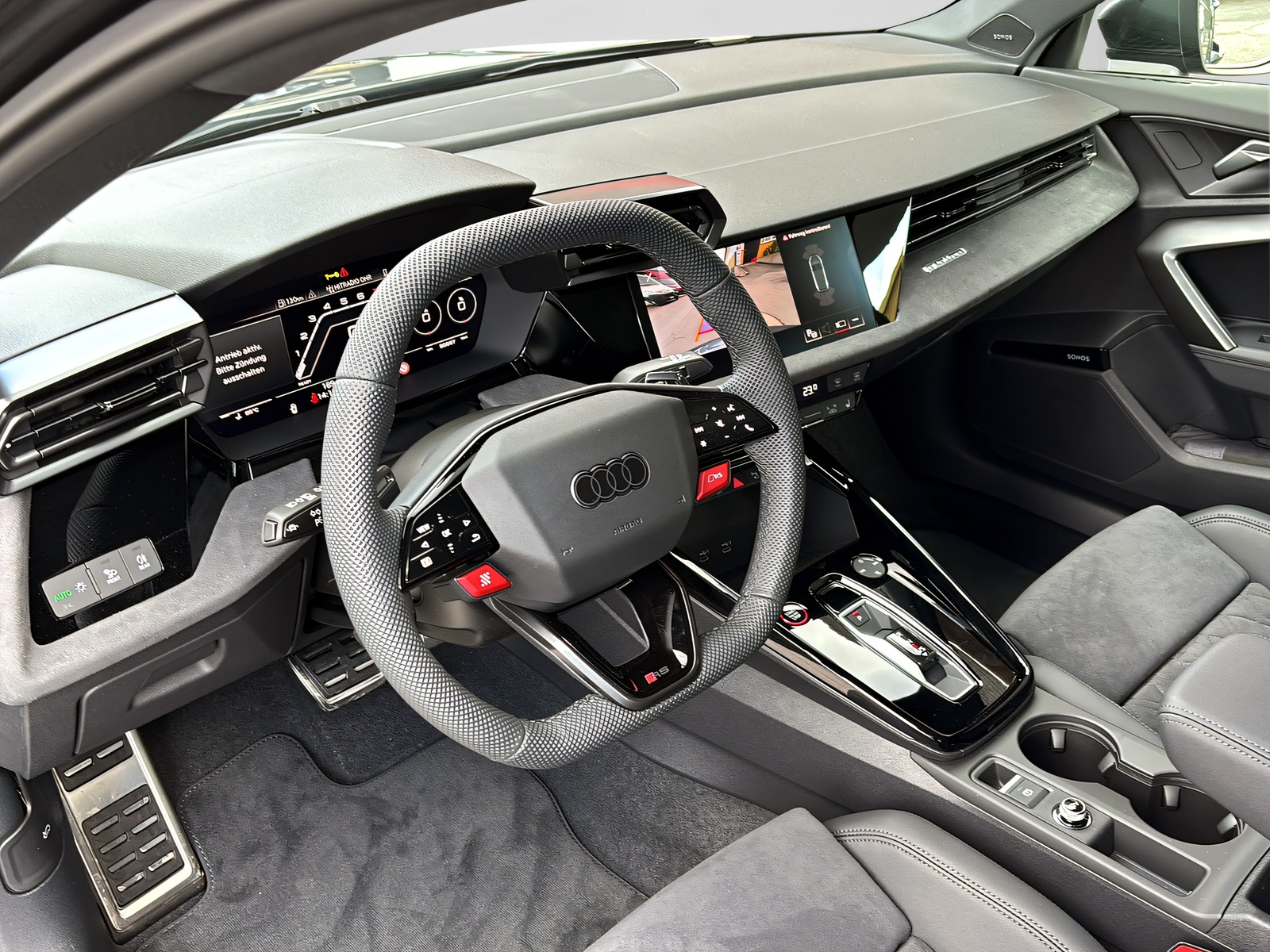 AUDI RS3 Sportback 2.5 TFSI quattro S-Tronic-image-10