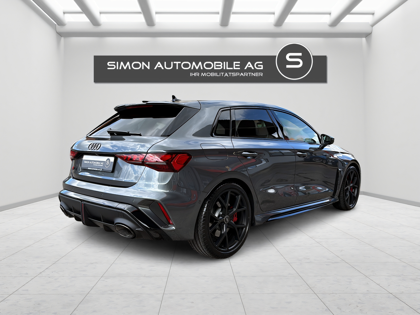 AUDI RS3 Sportback 2.5 TFSI quattro S-Tronic-image-4
