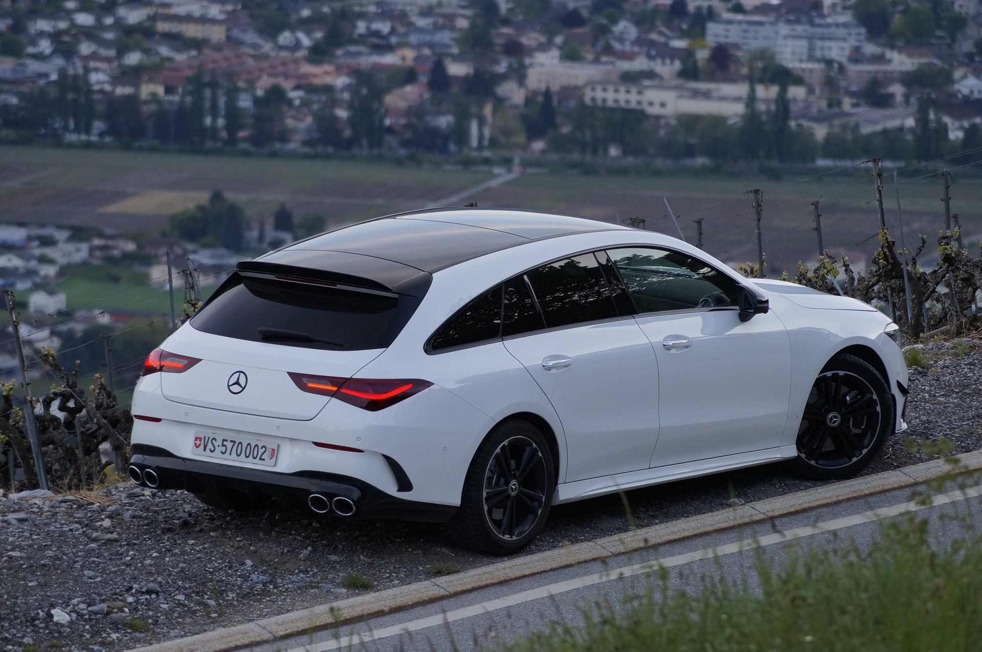 MERCEDES-BENZ CLA Shooting Brake AMG 250 4Matic 8G-DCT-image-7