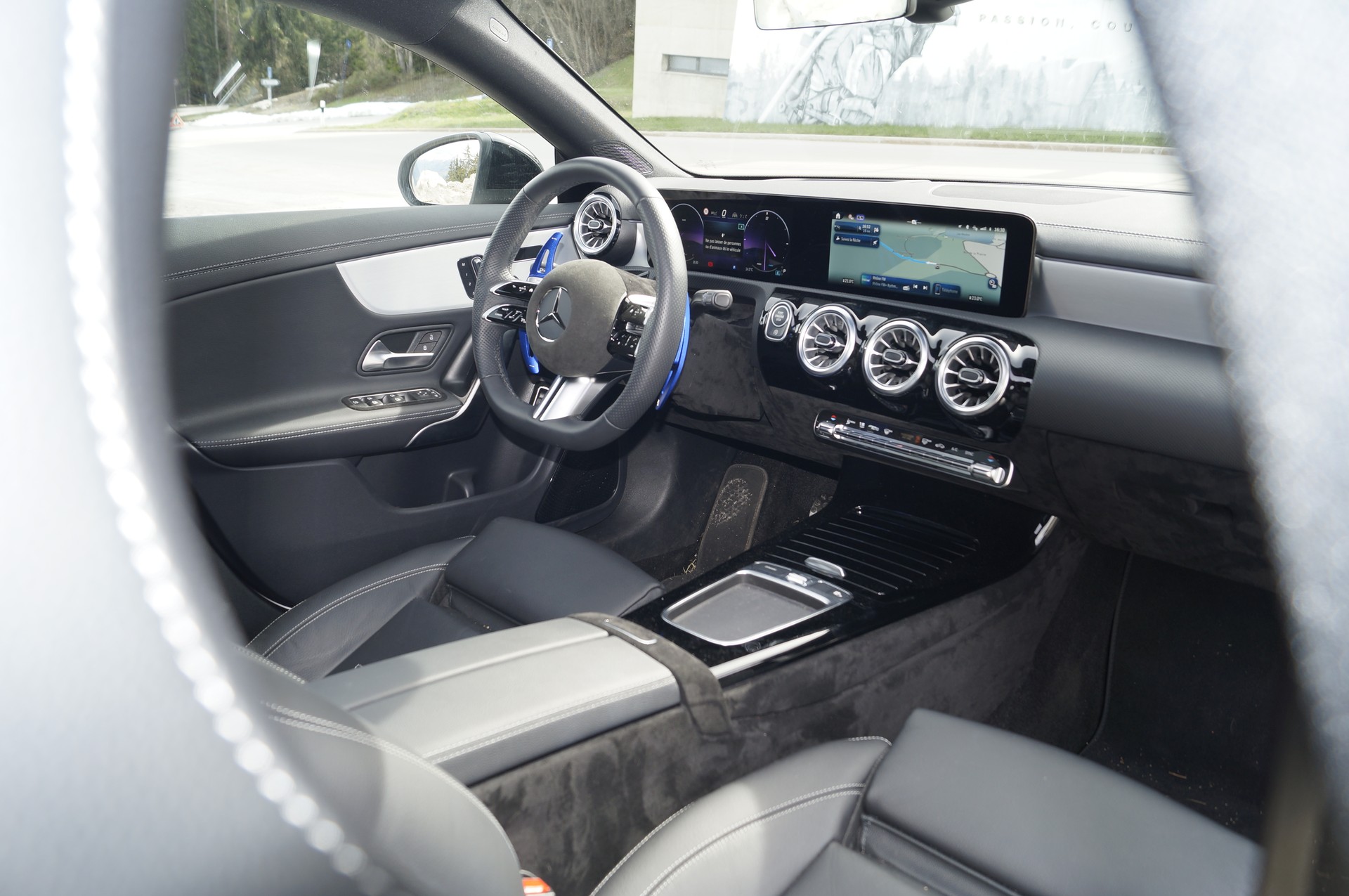 MERCEDES-BENZ CLA Shooting Brake AMG 250 4Matic 8G-DCT-image-6