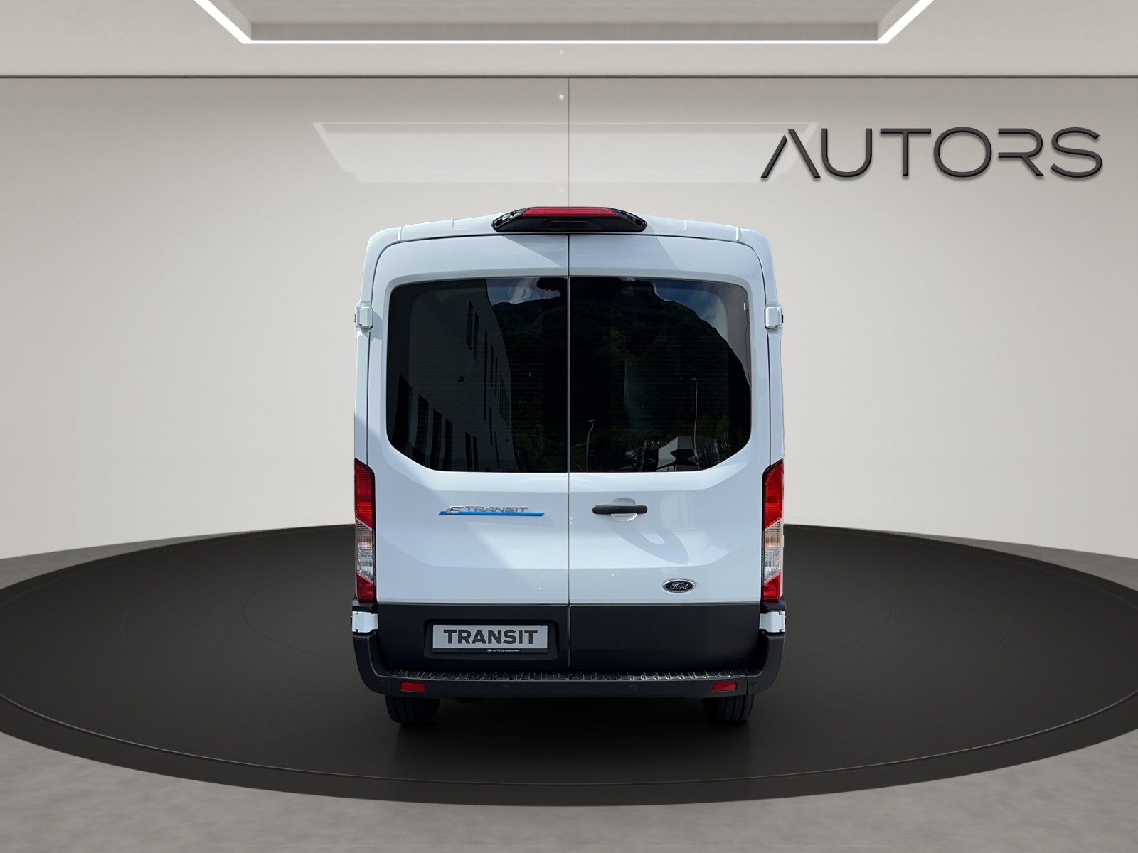 FORD E-Transit Van 350 L2 Trend RWD 68kWh-image-4
