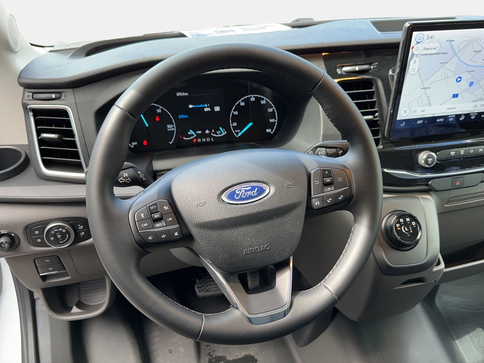 FORD E-Transit Van 350 L2 Trend RWD 68kWh-image-10