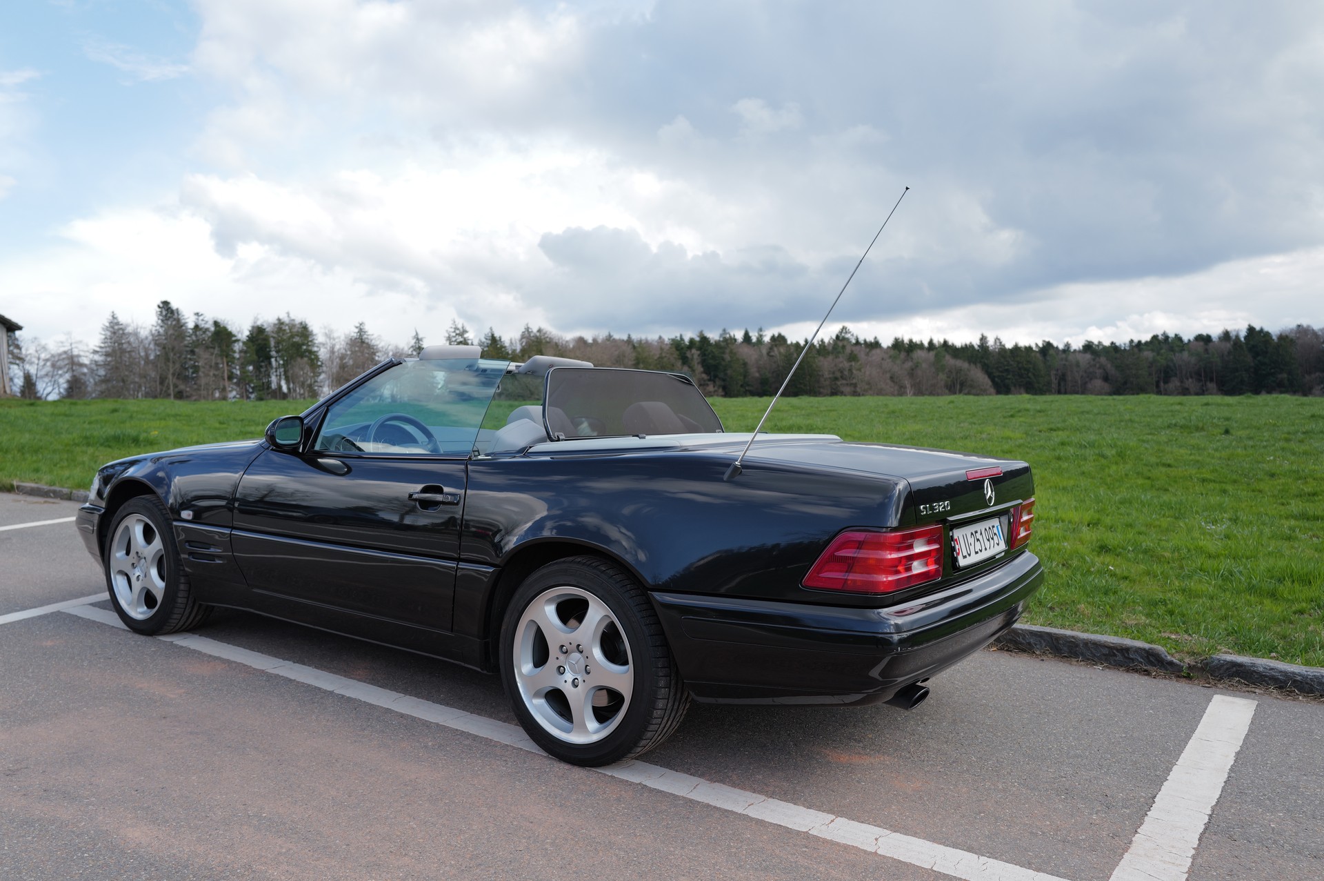 MERCEDES-BENZ SL 320-image-2