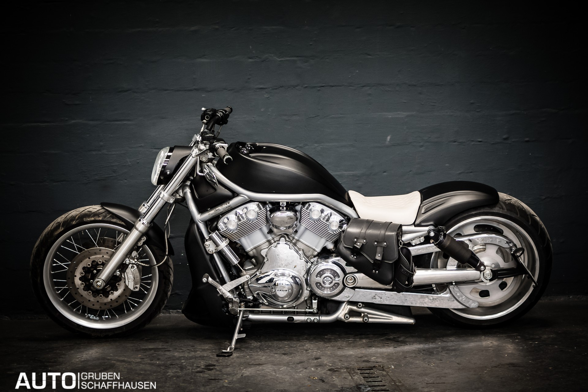 HARLEY-DAVIDSON VRSCAW V-Rod ABS-image-11