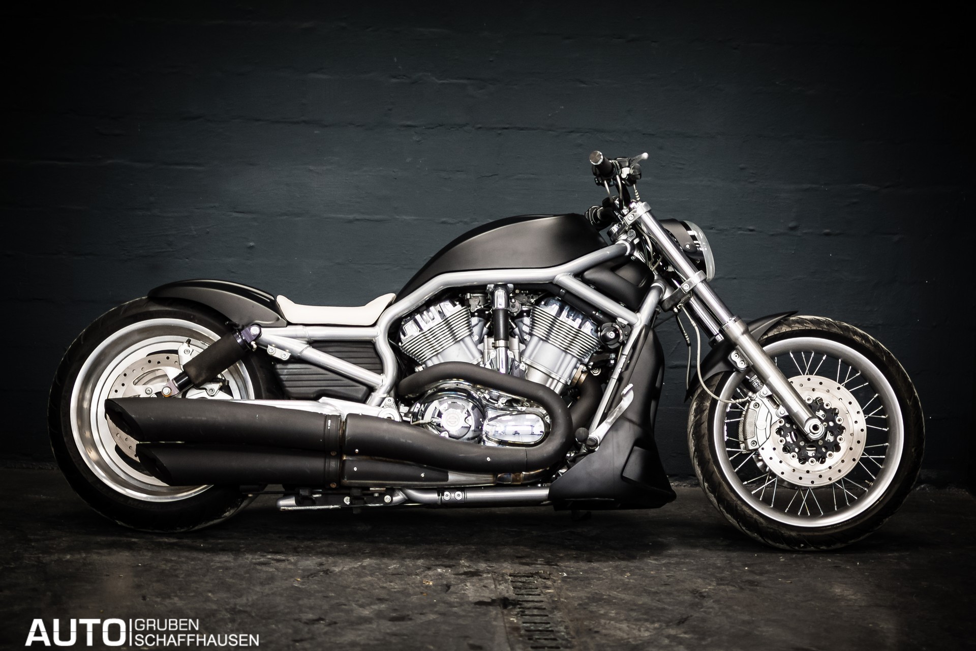 HARLEY-DAVIDSON VRSCAW V-Rod ABS-image-3