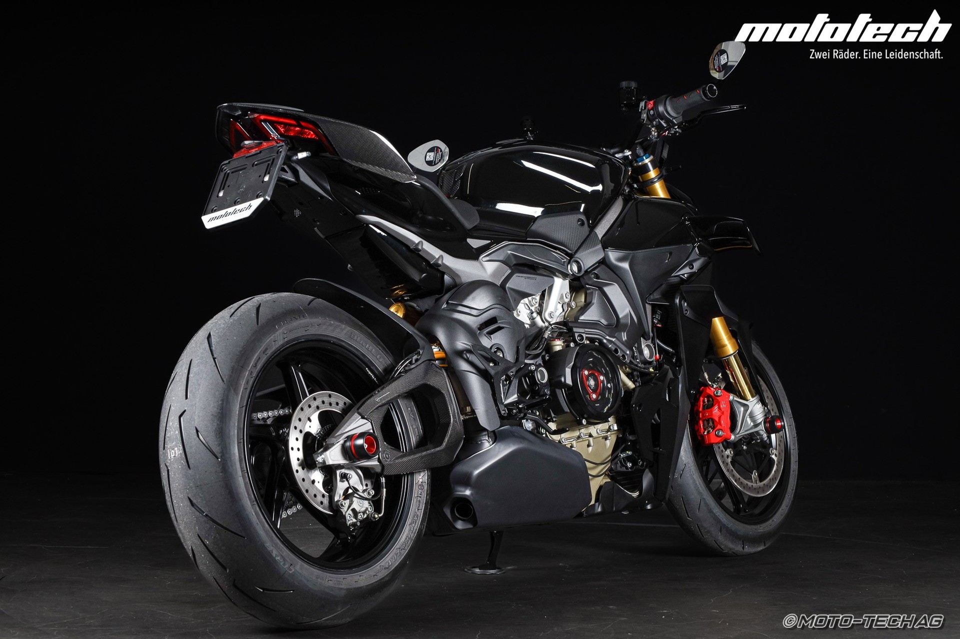 DUCATI Streetfighter V4 S-image-2