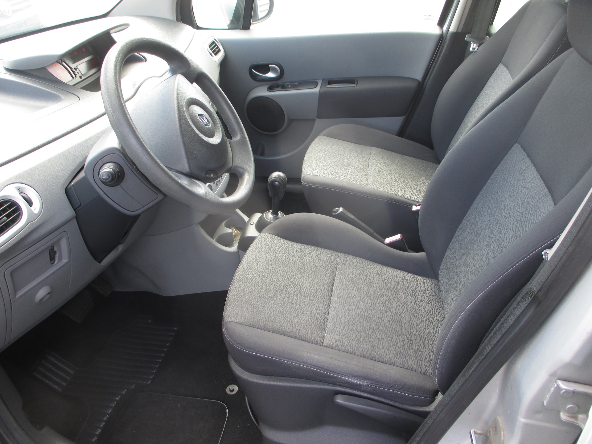 RENAULT Modus 1.5 dCi Expression Quickshift-image-2