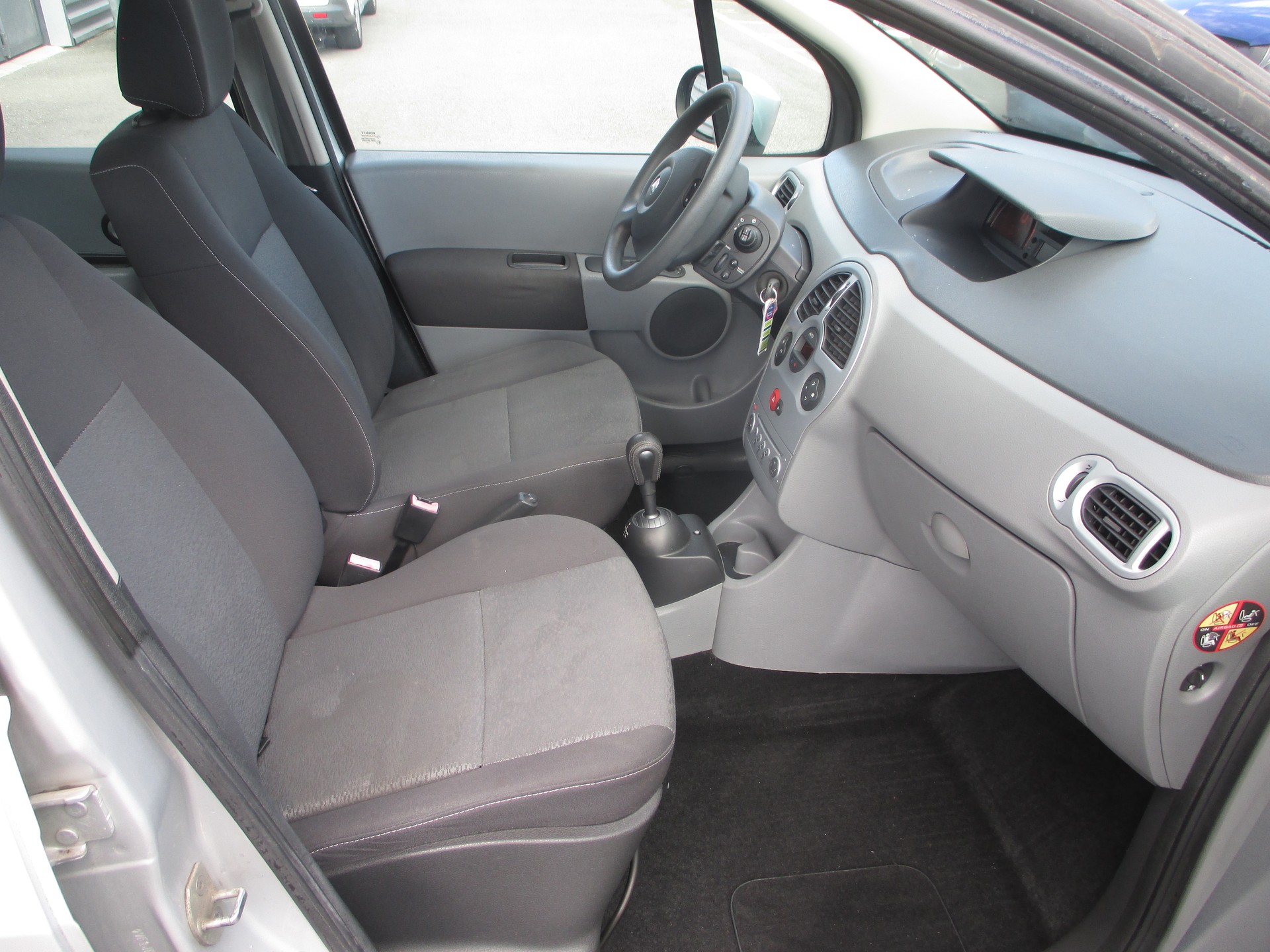 RENAULT Modus 1.5 dCi Expression Quickshift-image-5