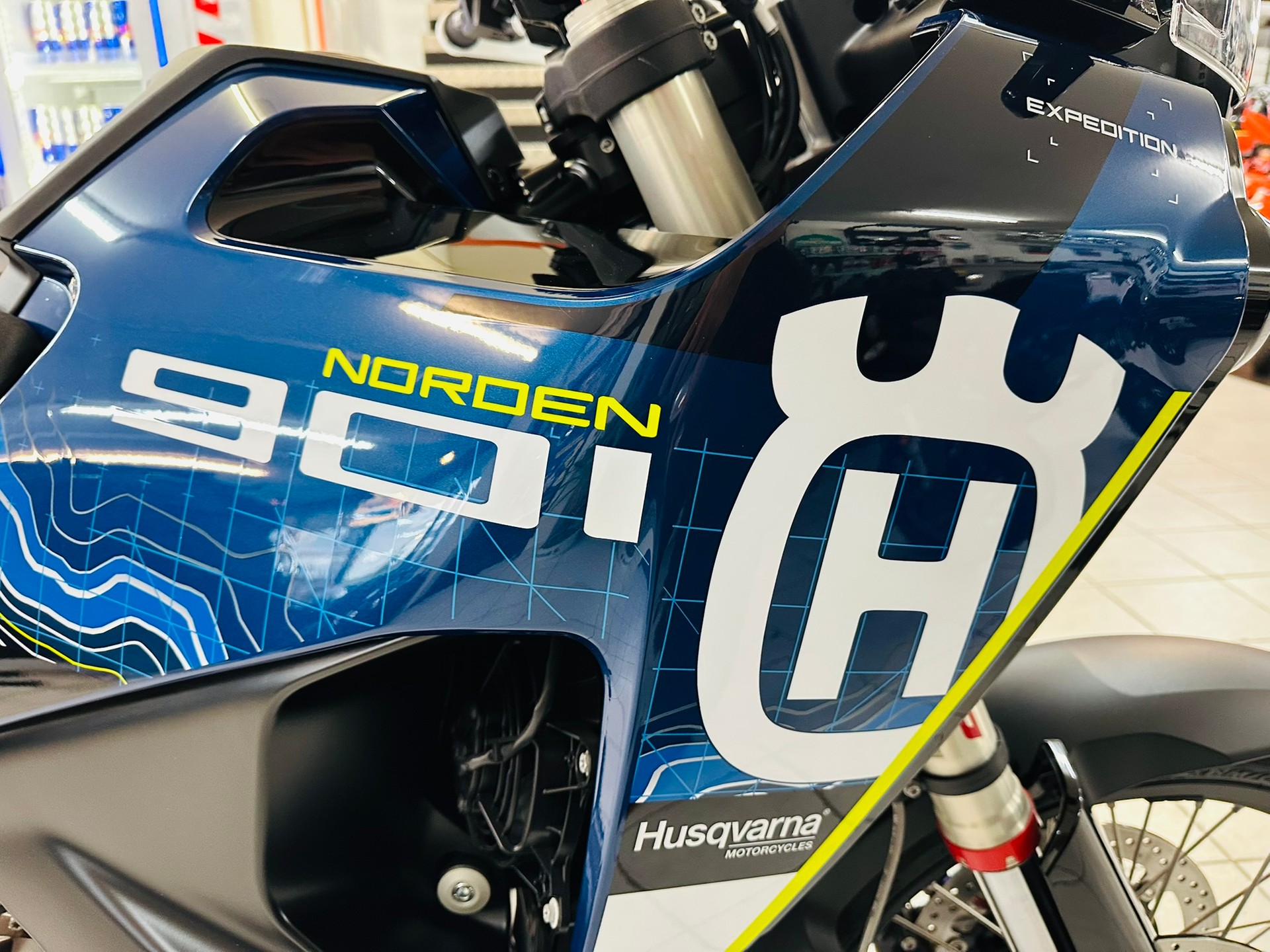 HUSQVARNA Norden 901 Expedition-image-2