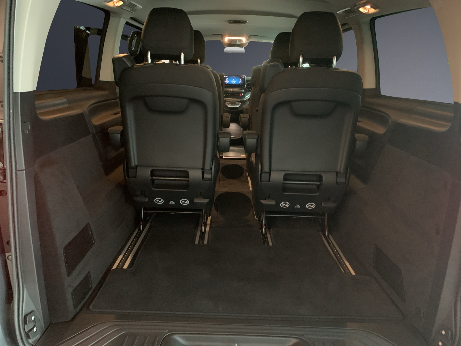 MERCEDES-BENZ V 250 d lang 4Matic 9G-Tronic-image-12