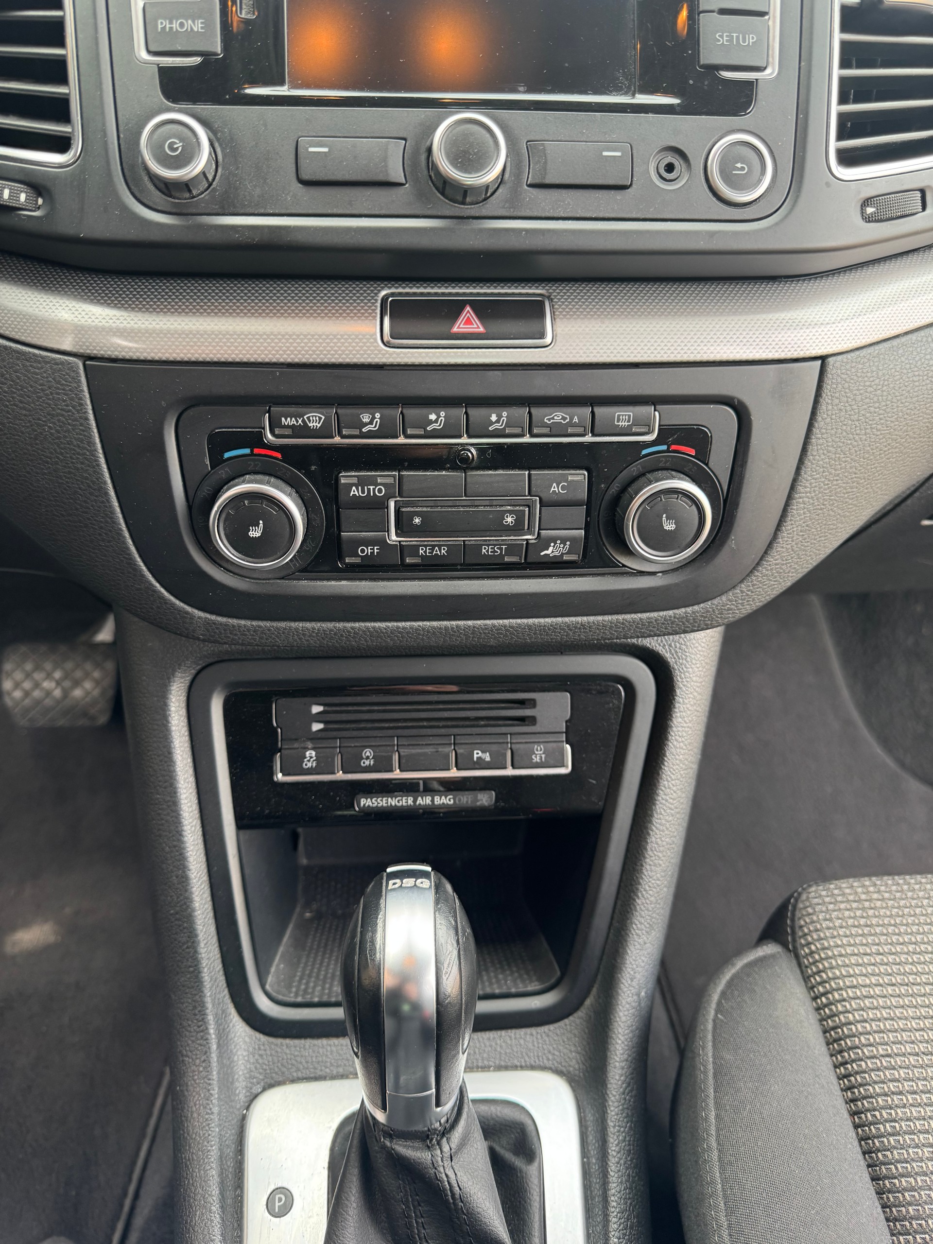 VW Sharan 2.0 TDI BMT Comfortline DSG-image-9