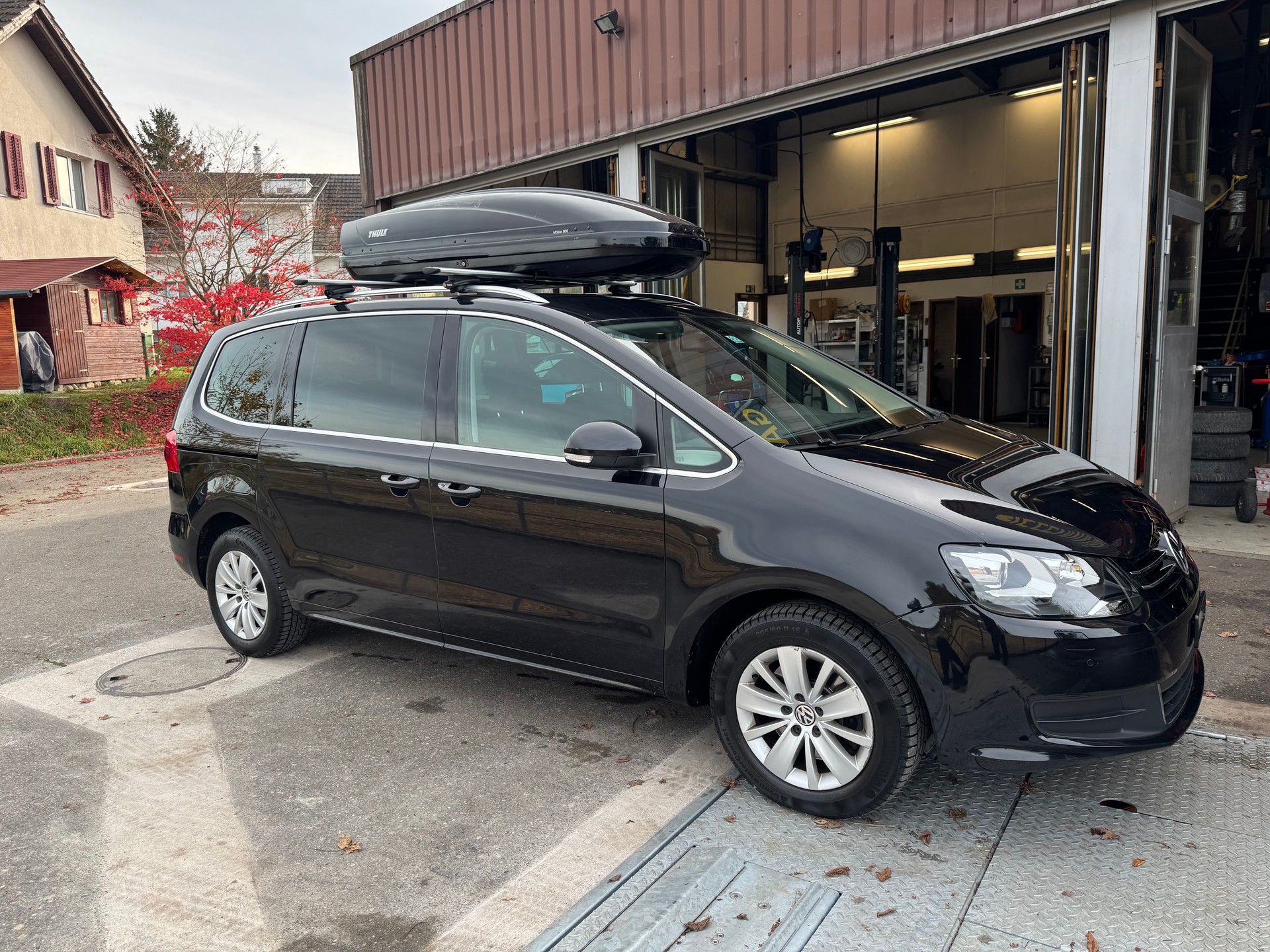VW Sharan 2.0 TDI BMT Comfortline DSG-showroom-element-2