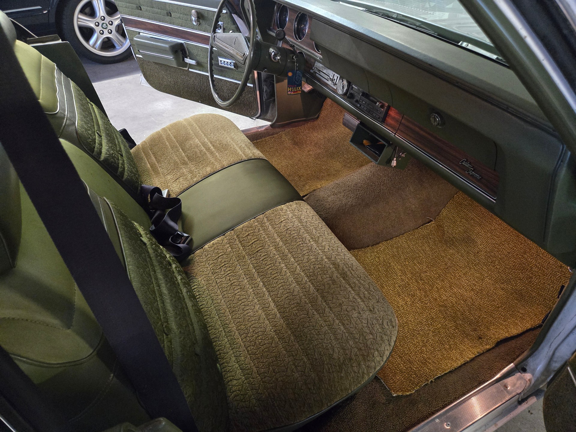 OLDSMOBILE Supreme-image-13