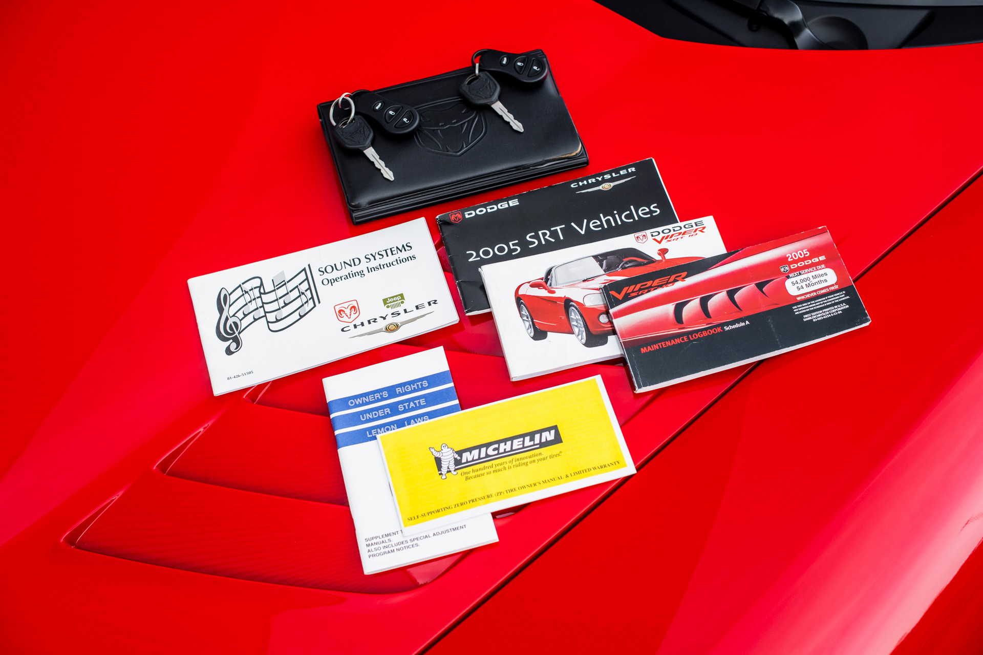 DODGE Viper SRT-10-image-12
