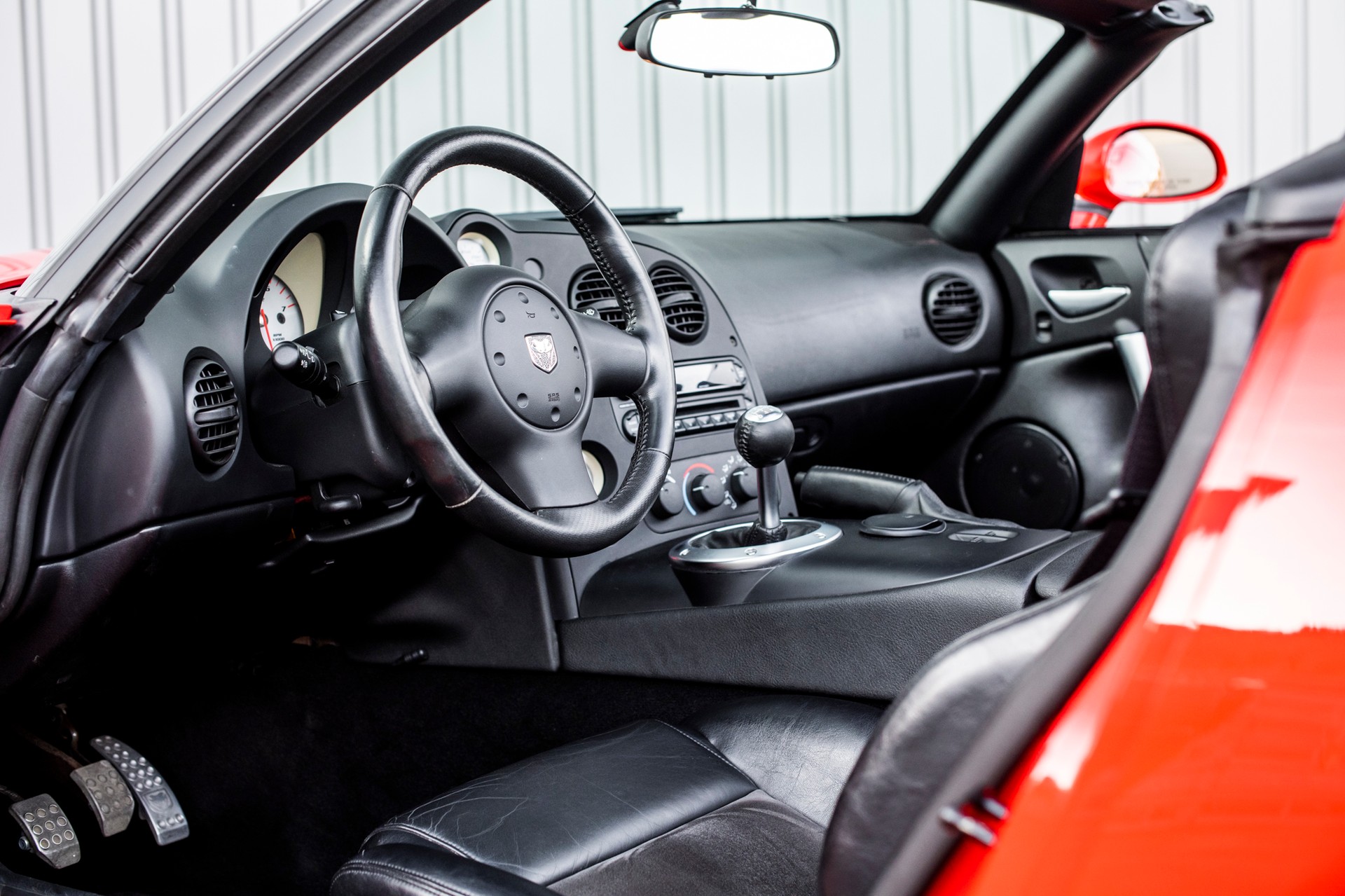 DODGE Viper SRT-10-image-7