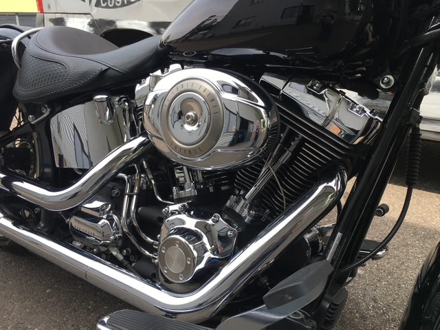 HARLEY-DAVIDSON FLSTNI Softail Deluxe-image-7