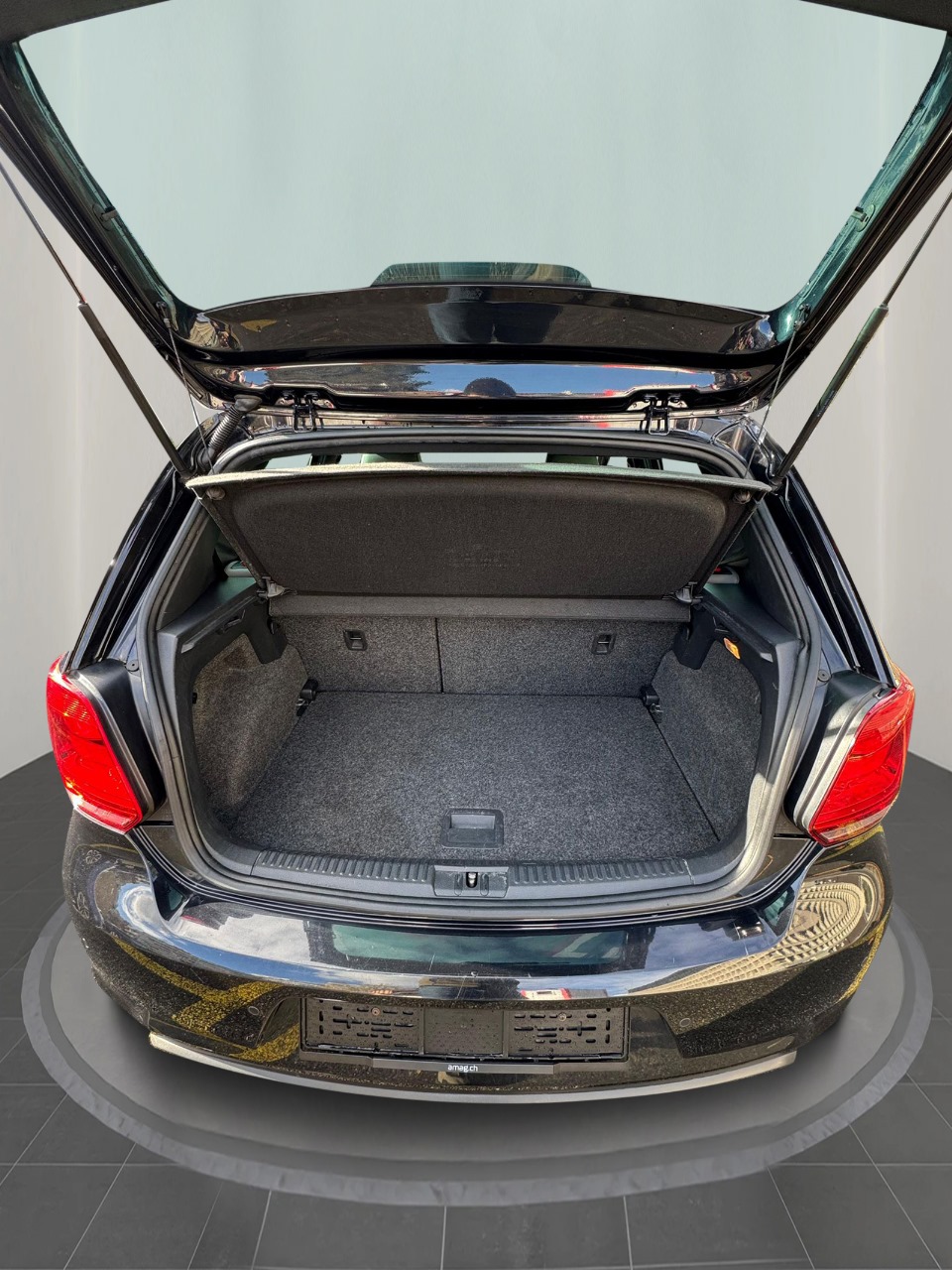 VW Polo 1.4 TSI BlueGT-image-5