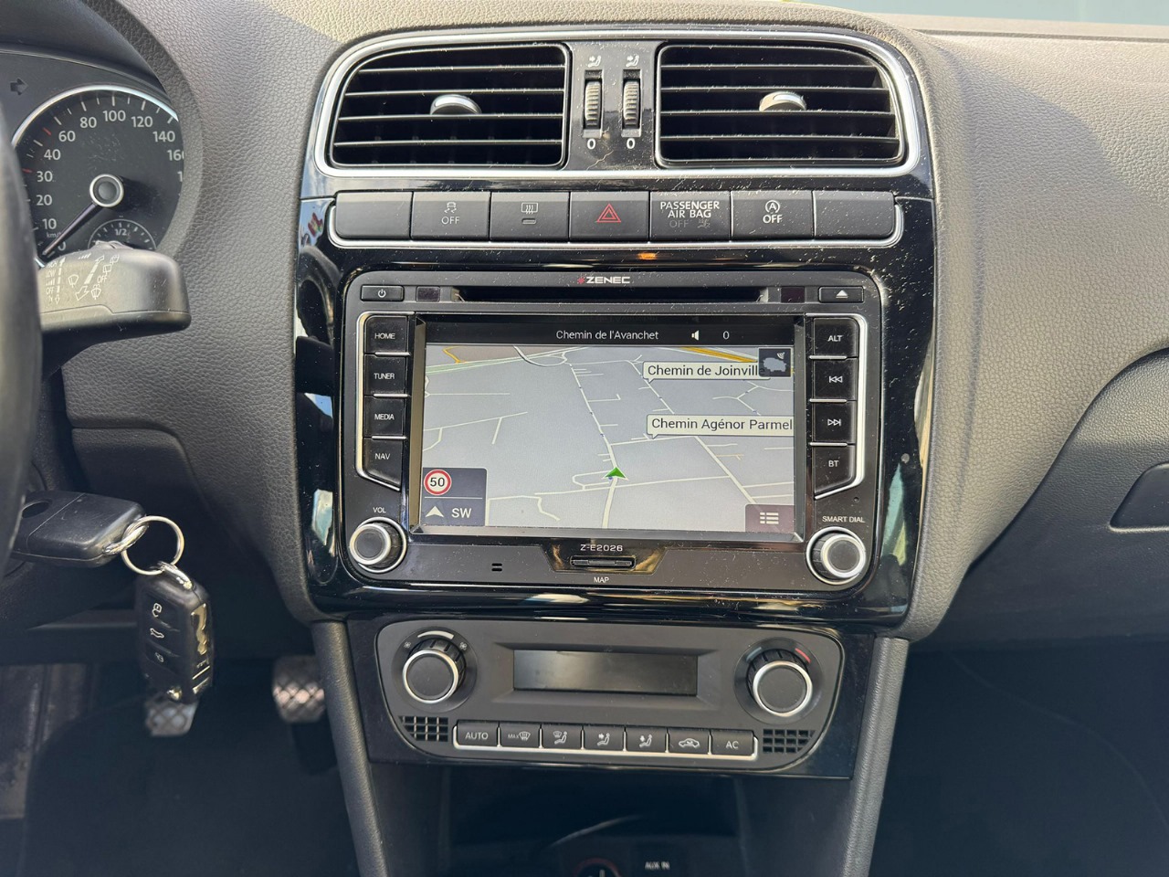 VW Polo 1.4 TSI BlueGT-image-12