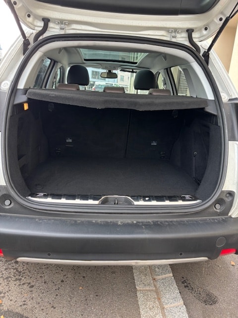 PEUGEOT 2008 1.2 PureTech Allure EAT6-image-13