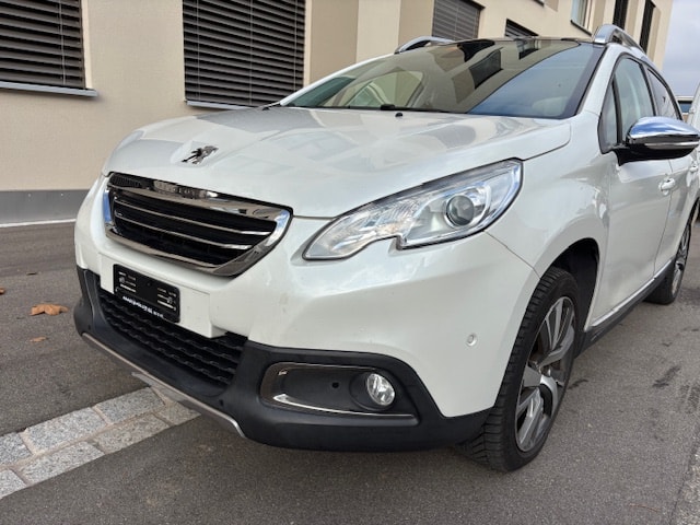 PEUGEOT 2008 1.2 PureTech Allure EAT6-image-1