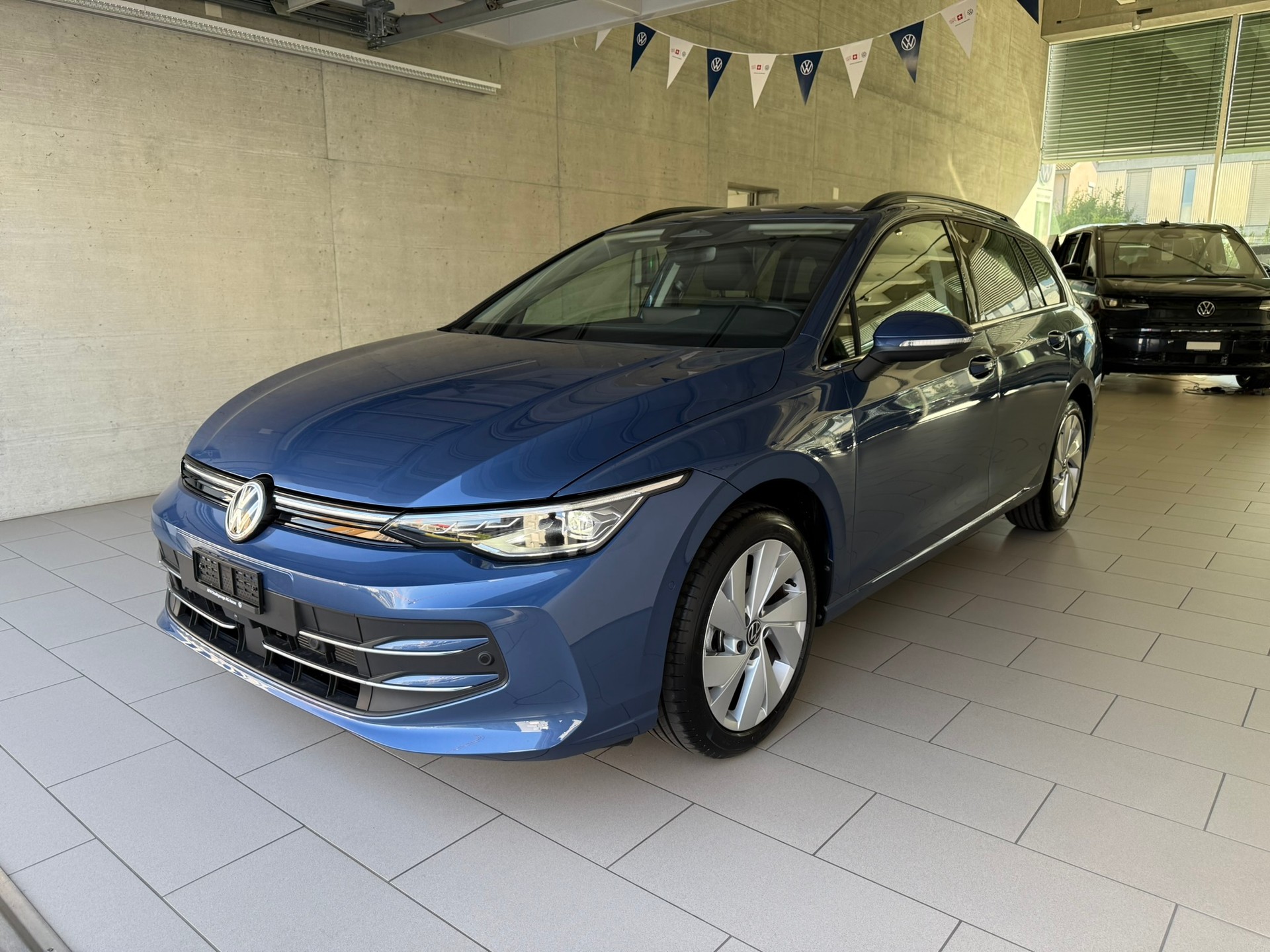 VW Golf Variant 1.5 eTSI mHEV Style DSG-showroom-element-2